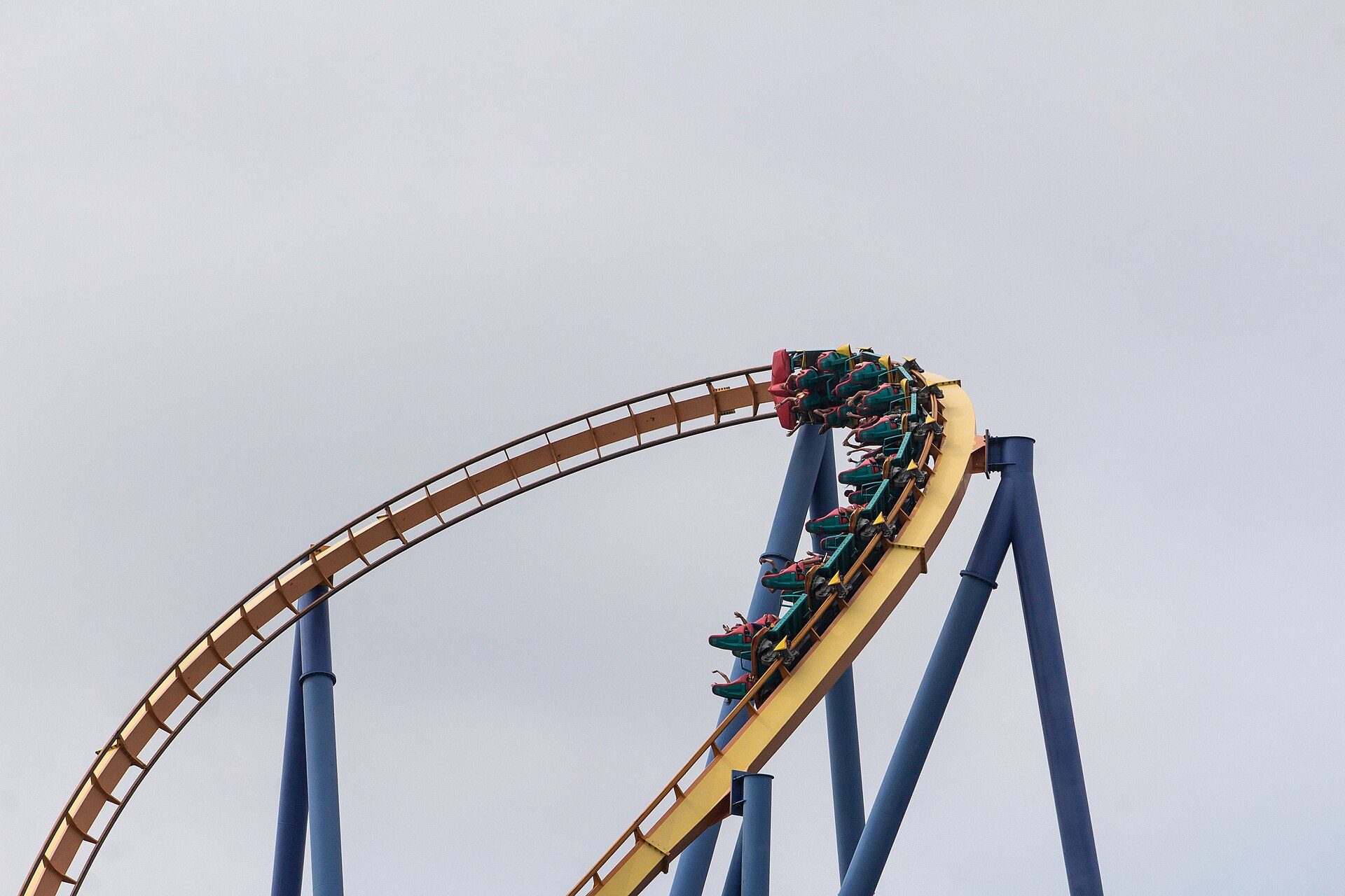 Behemoth Coaster: Height, Speed, Drop & Opening Year