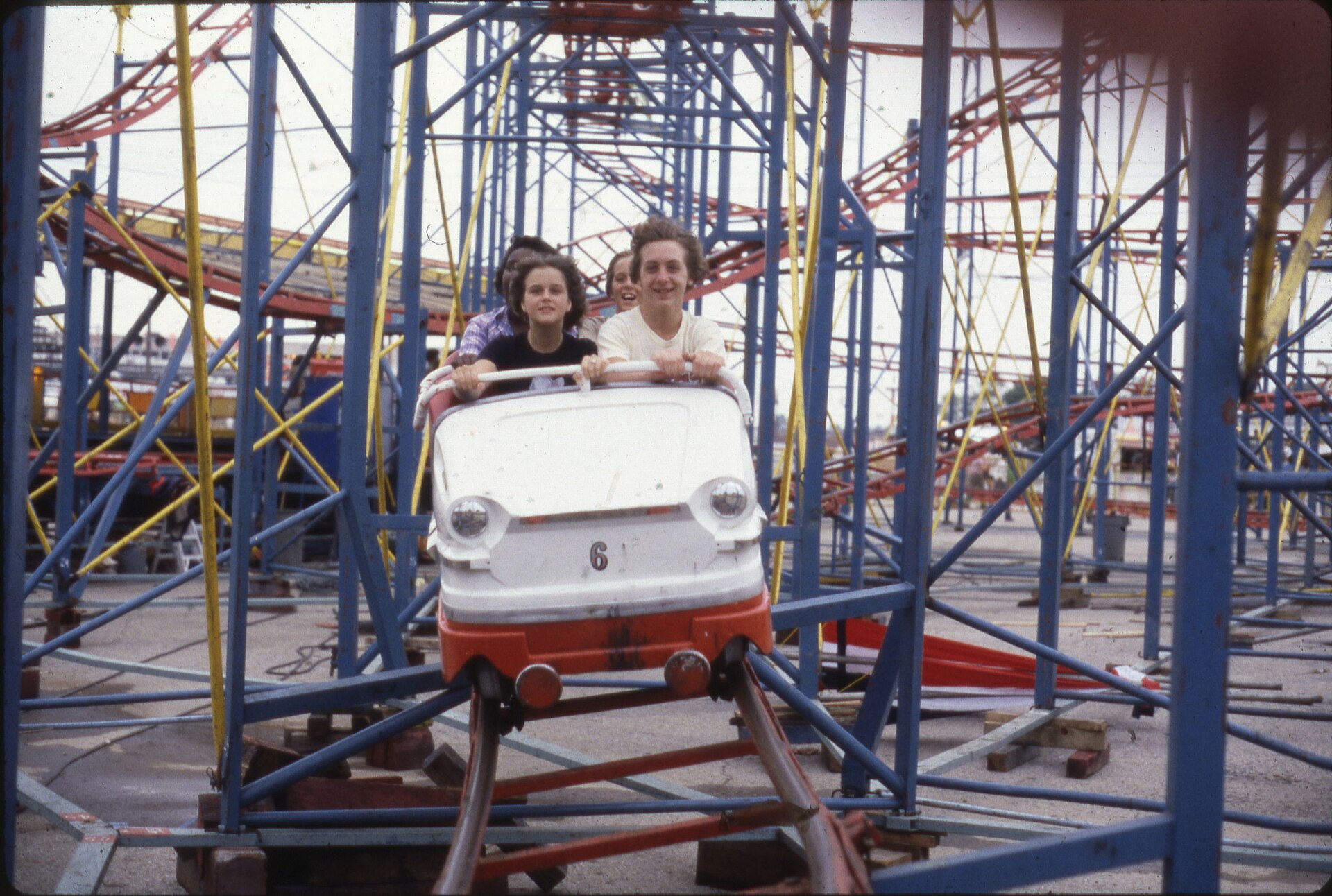 front vs back roller coaster seats