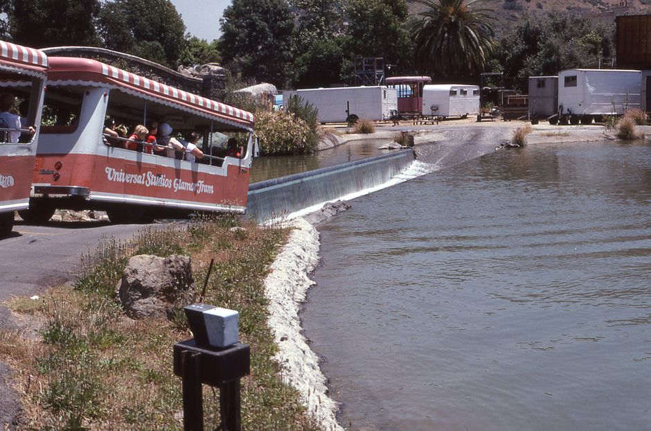 Six Flags Hurricane Harbor Los Angeles