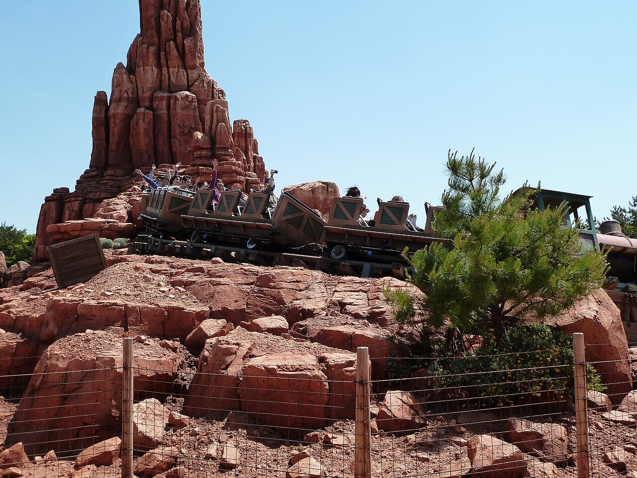 Big Thunder Mountain riders below the butte at Tokyo Disneyland