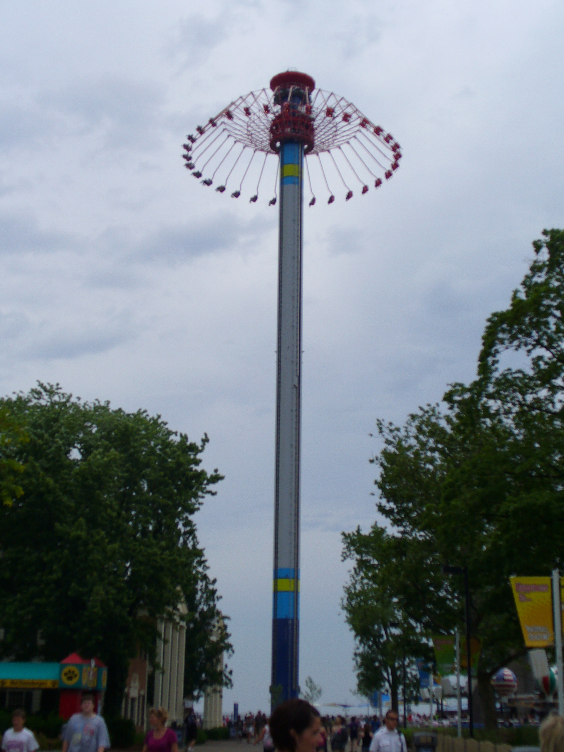 Cedar Fair