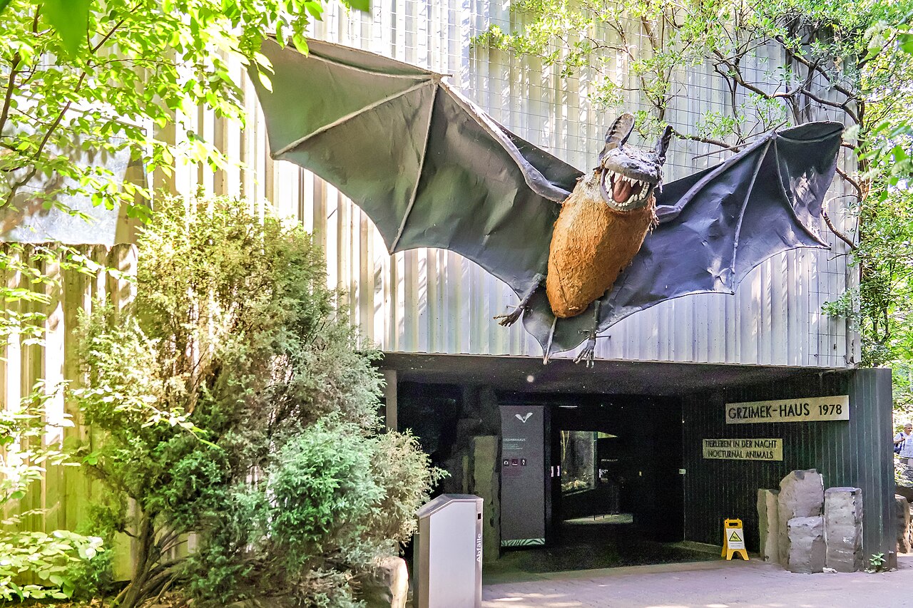 Entrance of the Grzimek-Haus nocturnal house at Frankfurt Zoo