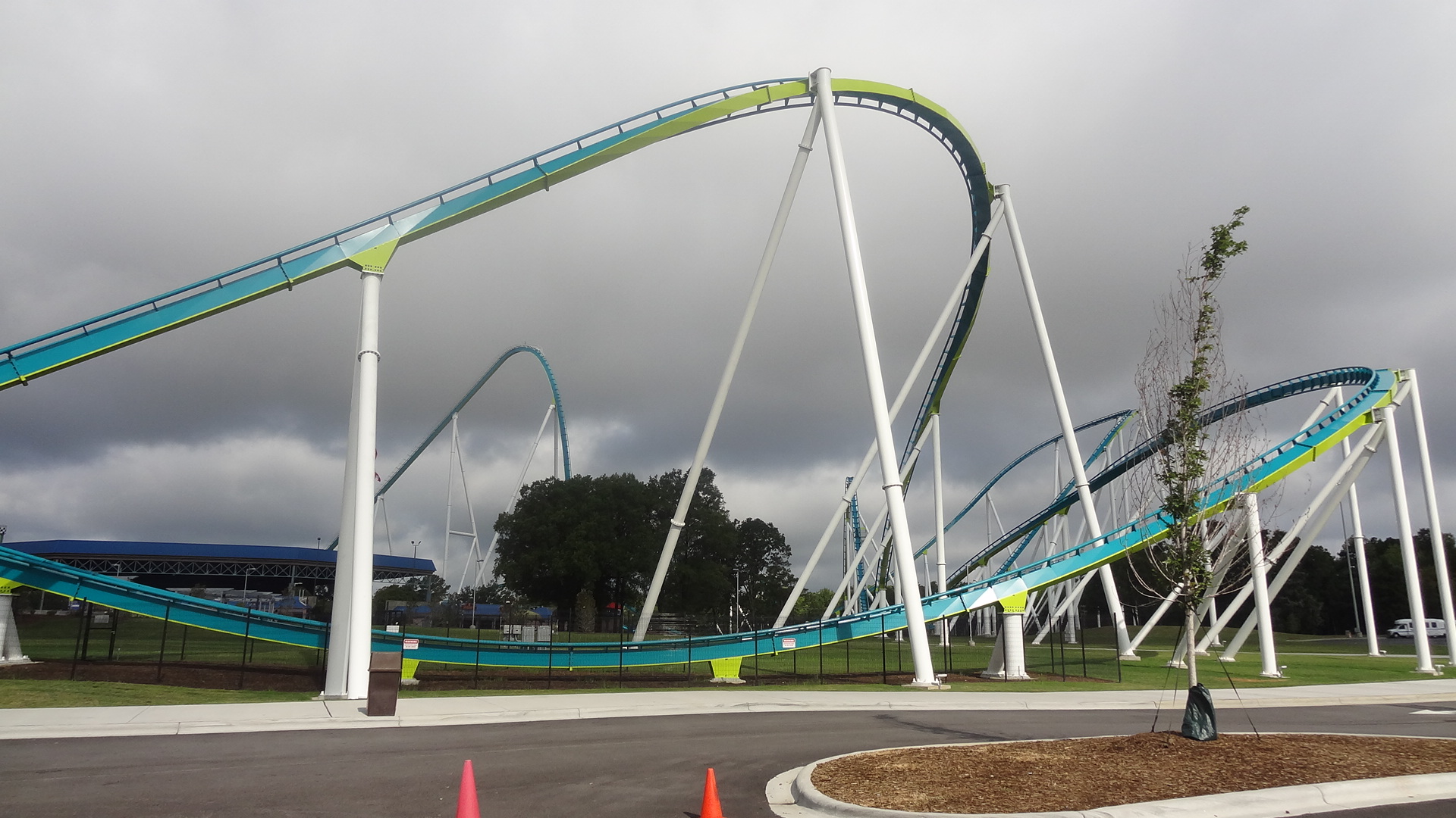 Fury 325