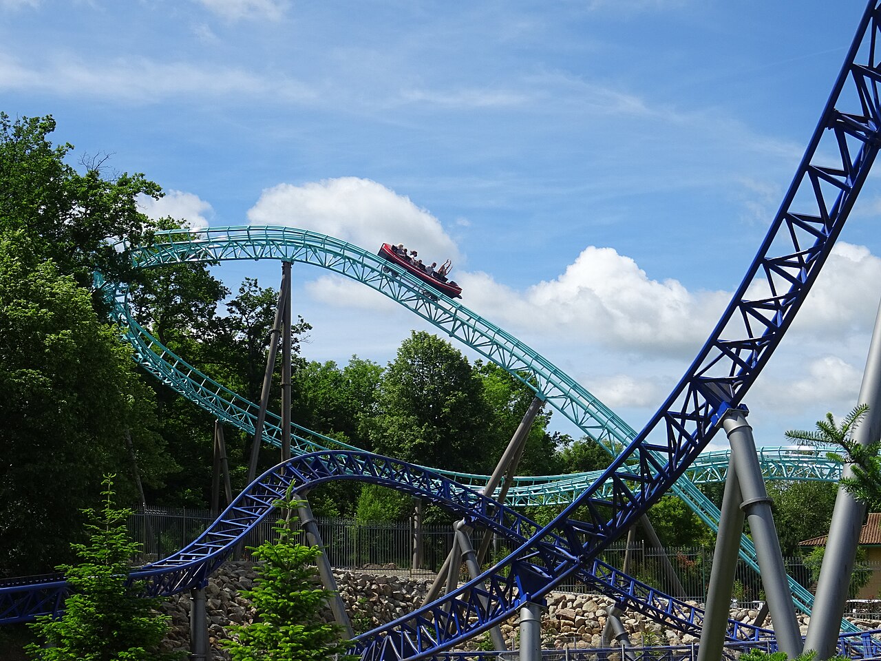 Krampus Expédition track crossing Alpina Blitz at Nigloland