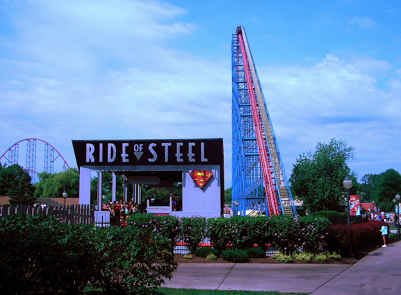 Ride of Steel's lift hill at Six Flags Darien Lake