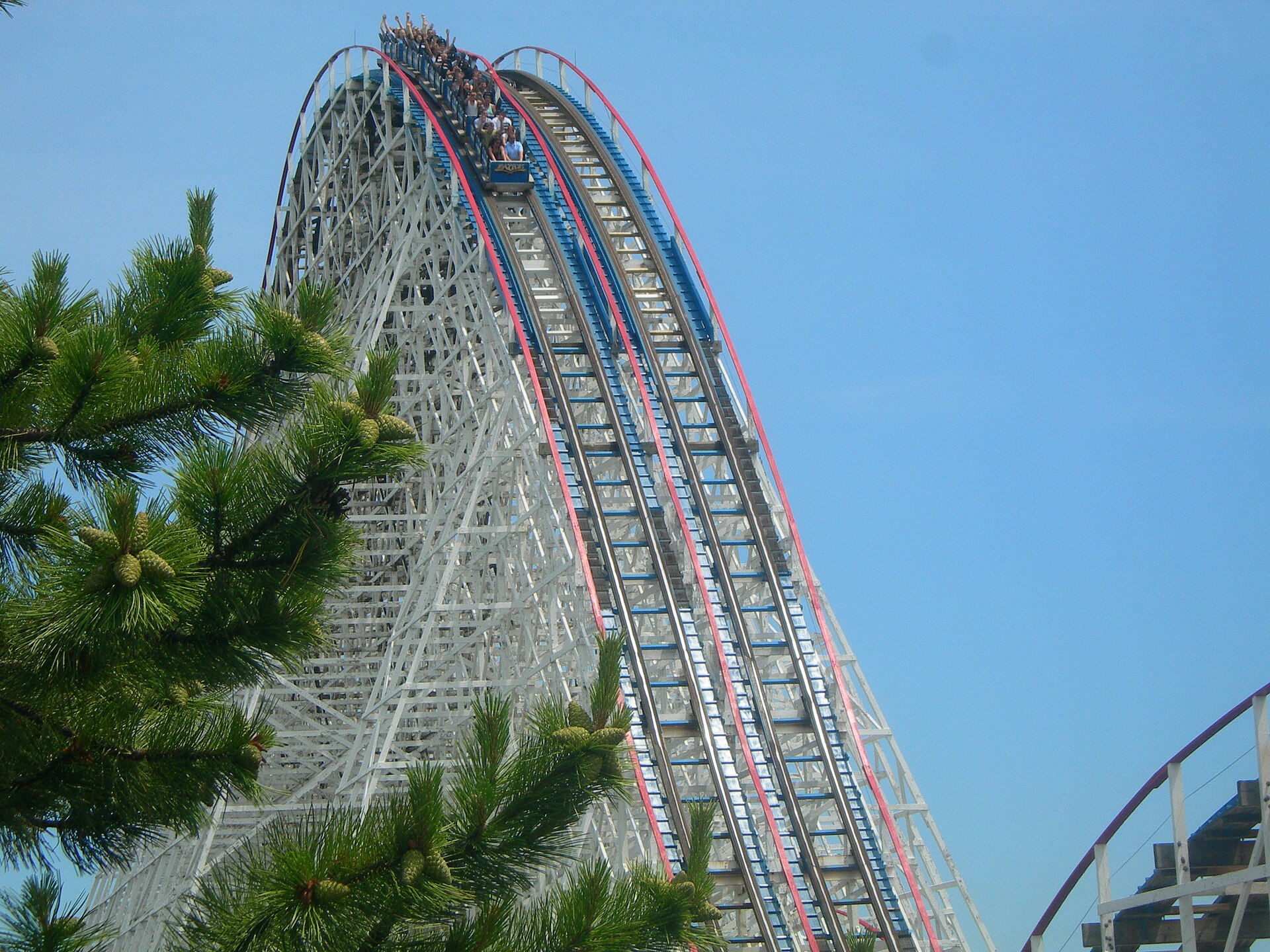 Theme Park News