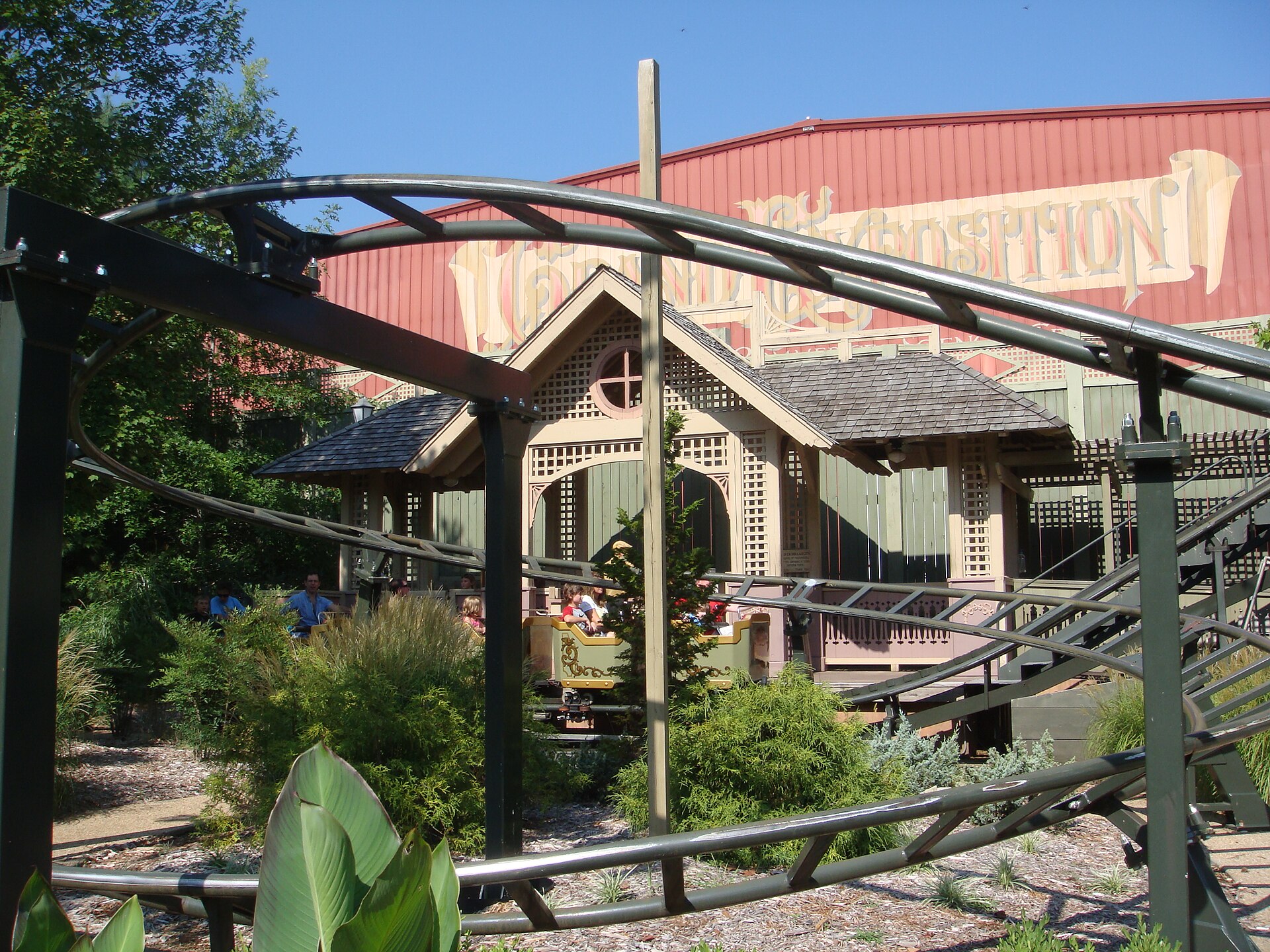 Theme Park News