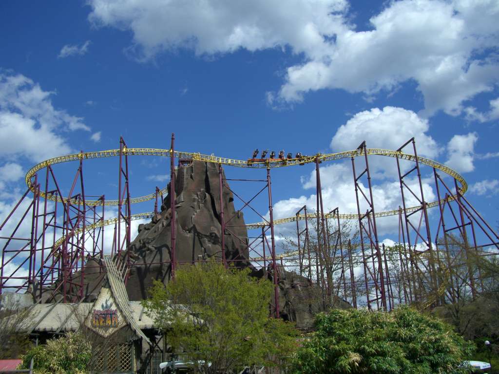 Volcano: The Blast Coaster
