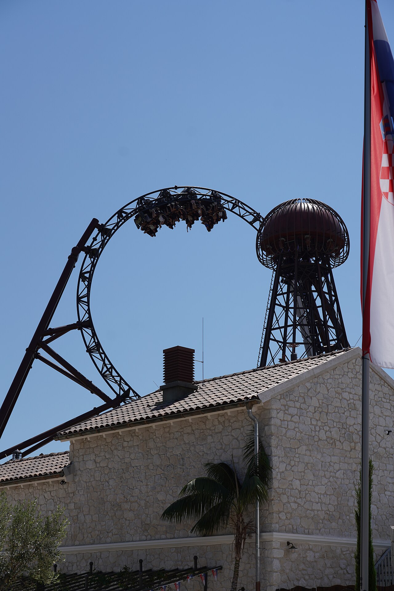 Voltron Nevera's first loop at Europa-Park