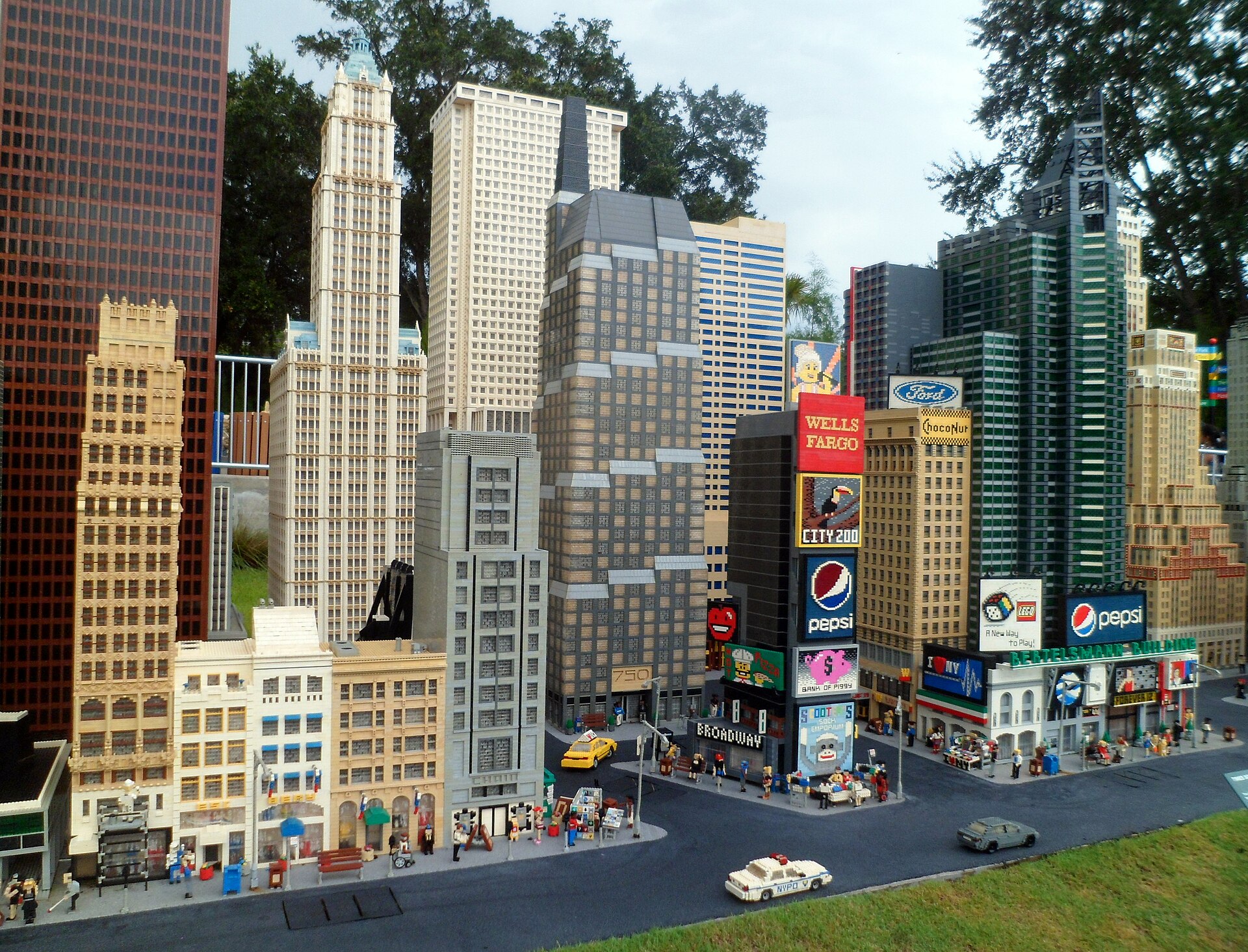 Brick or Treat 2026 at Legoland Florida