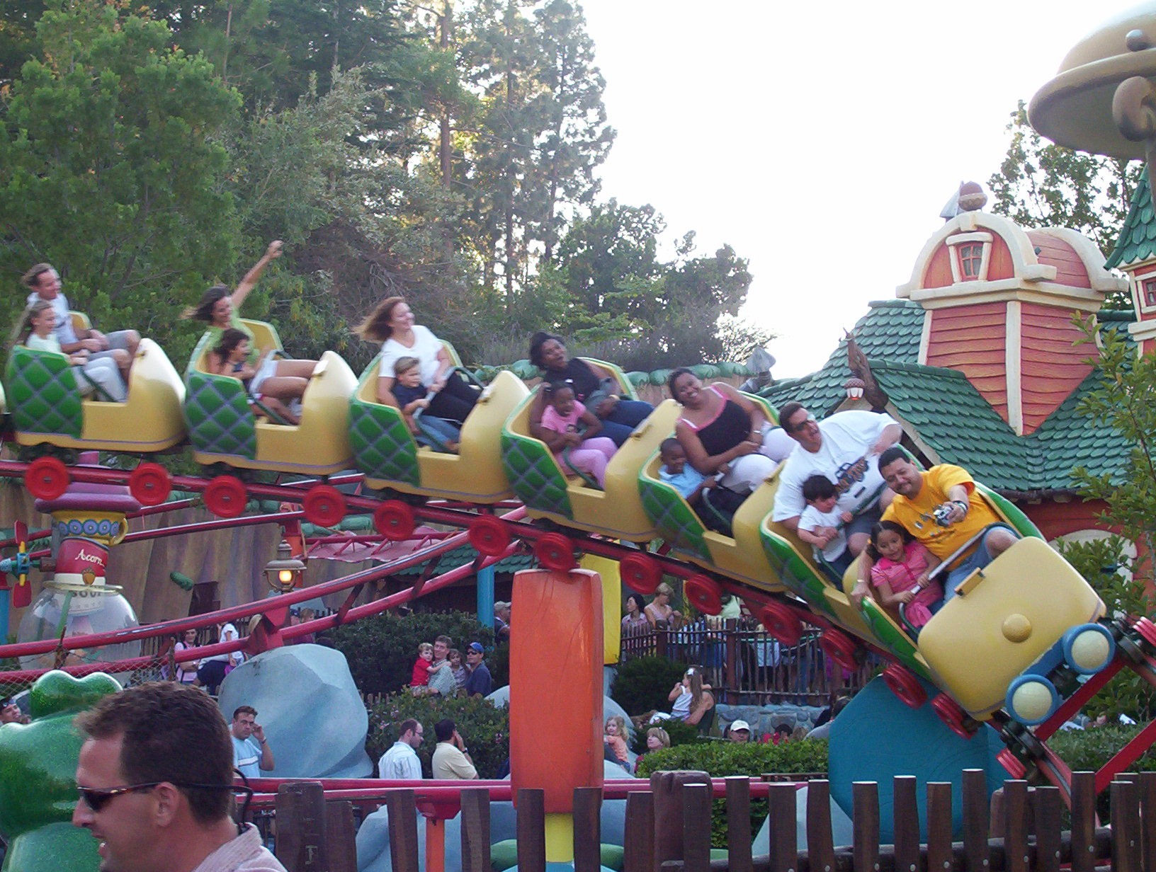 Chip 'n' Dale's GADGETcoaster
