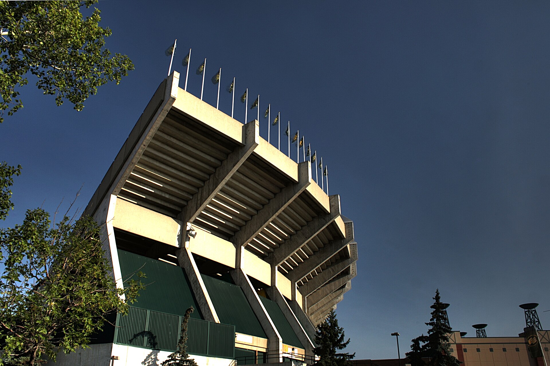 Commonwealth Stadium