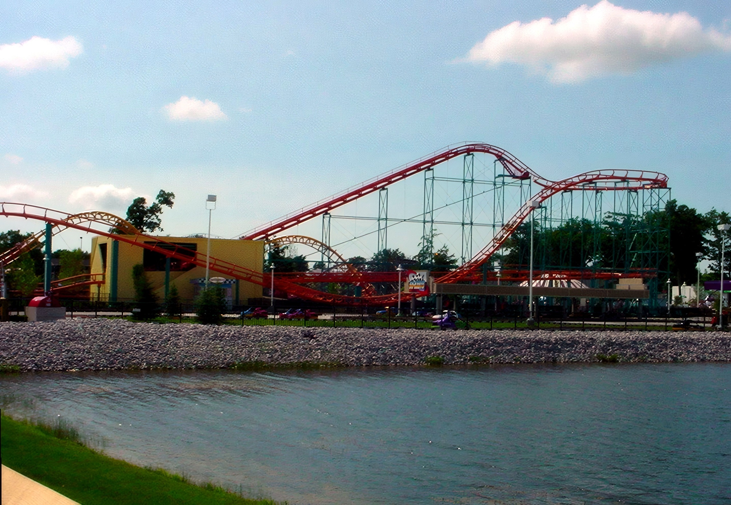Corkscrew across the lake, Corkscrew, June 2002