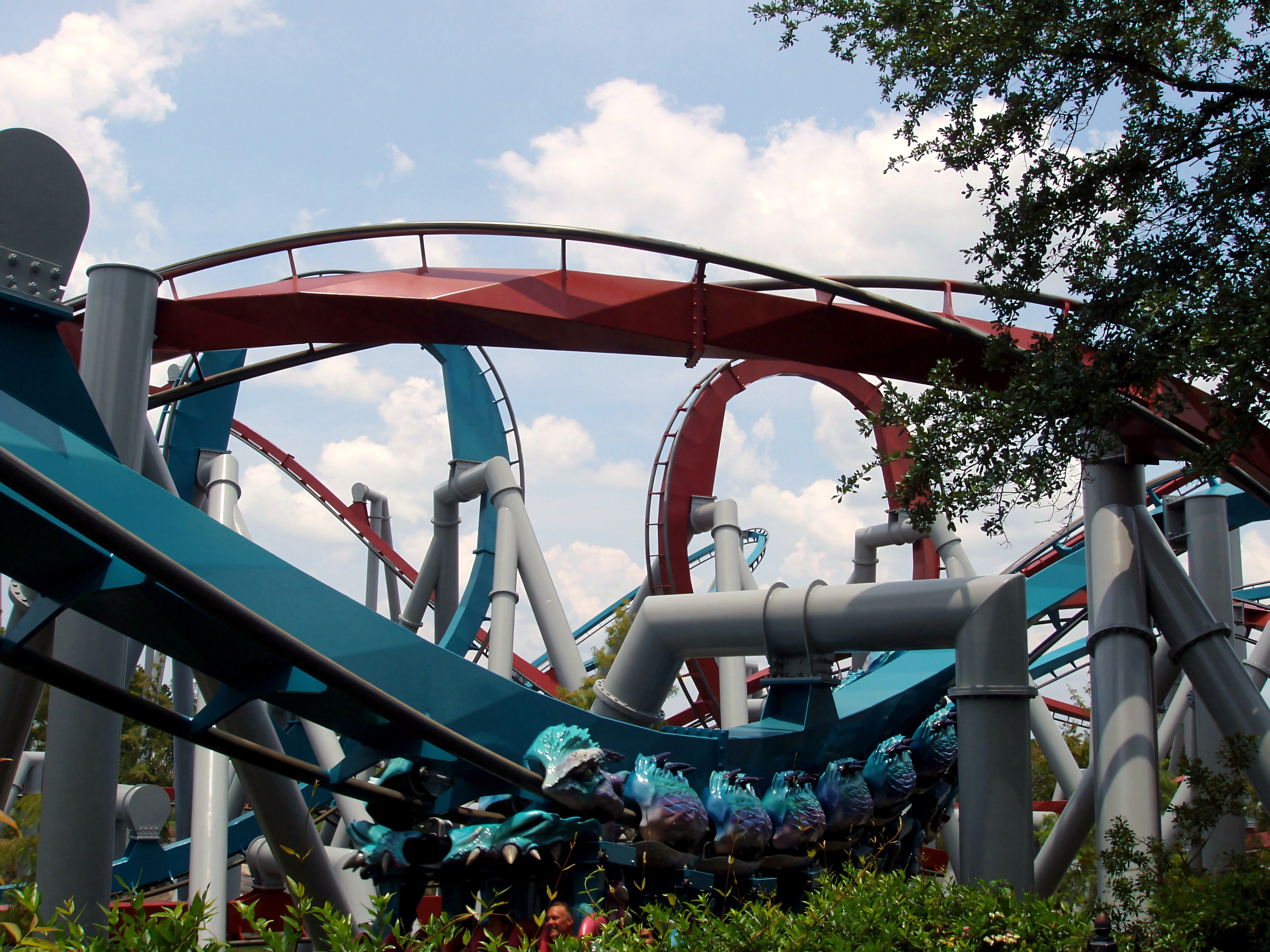 Track above the dragon statue, Dueling Dragons, July 2006