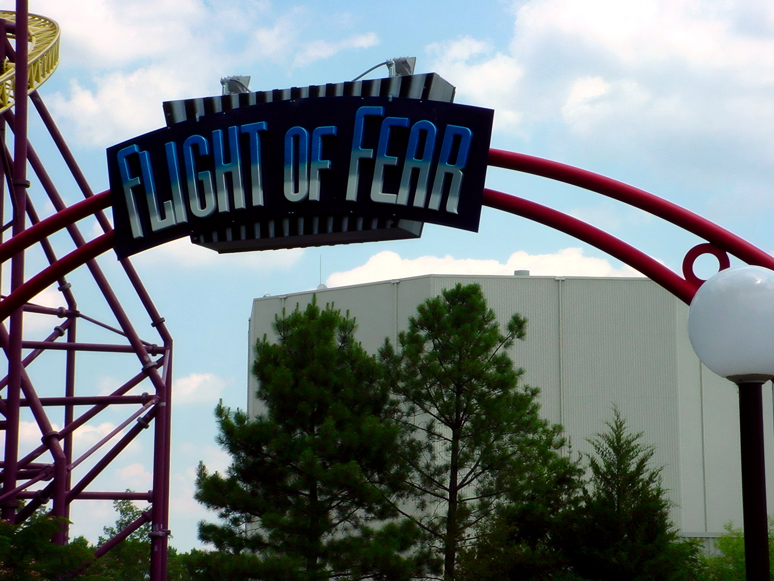 Flight of Fear ride entrance sign, Flight of Fear