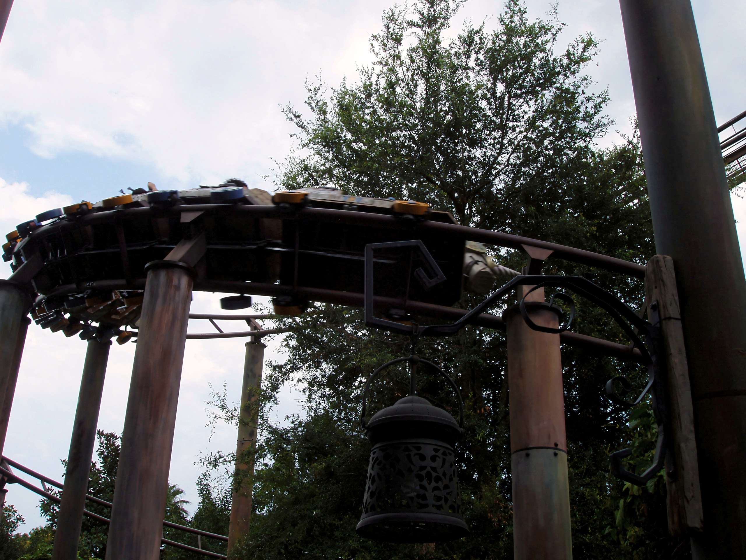 Track and supports close-up beneath the lift, Flying Unicorn, July 2006