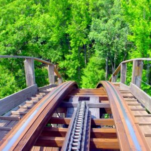 Grizzly at Kings Dominion: the wooden track cresting a hill into the trees, seen from the front seat