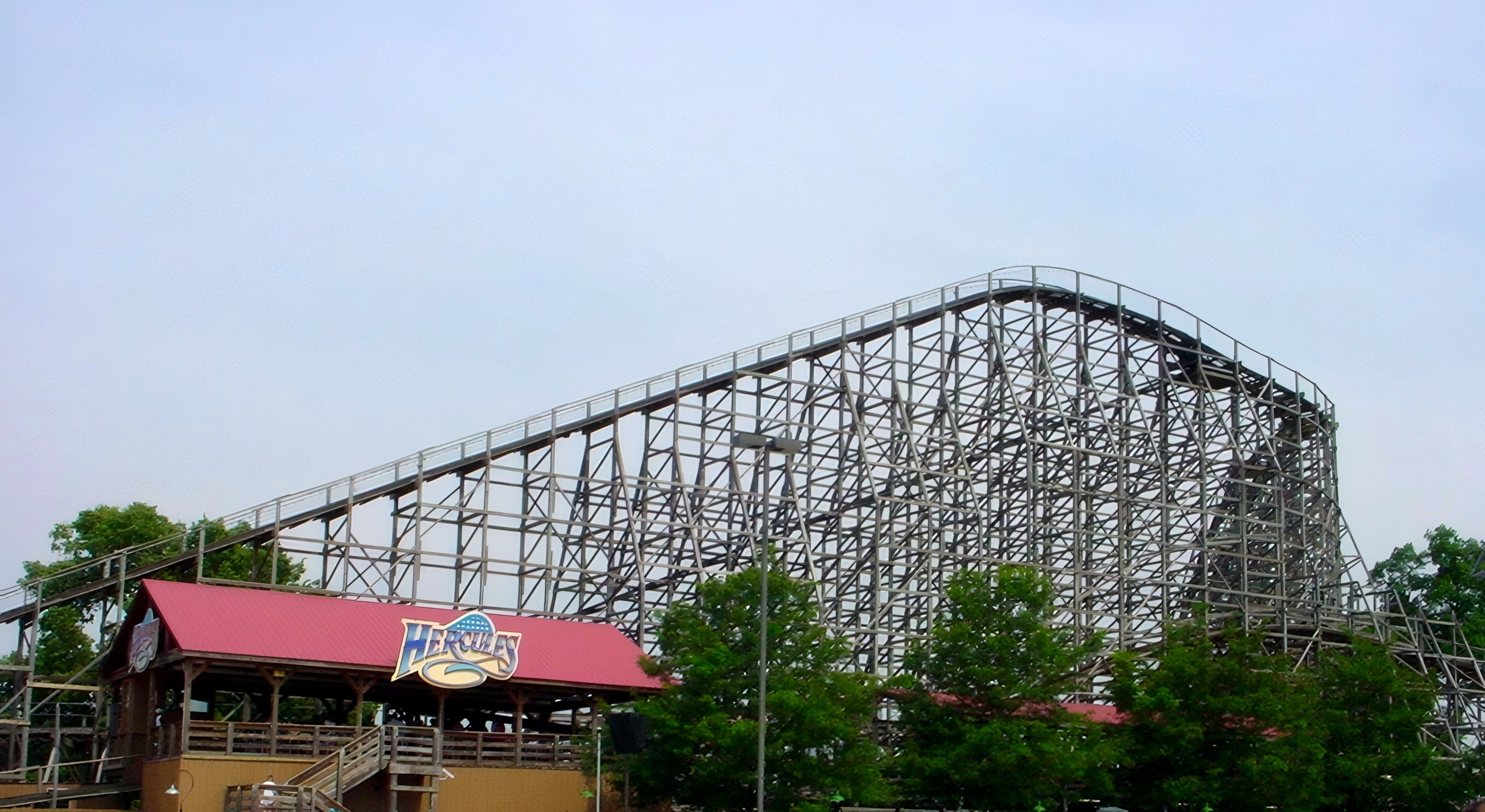 Hercules' wooden structure from the plaza at Dorney Park, July 2001