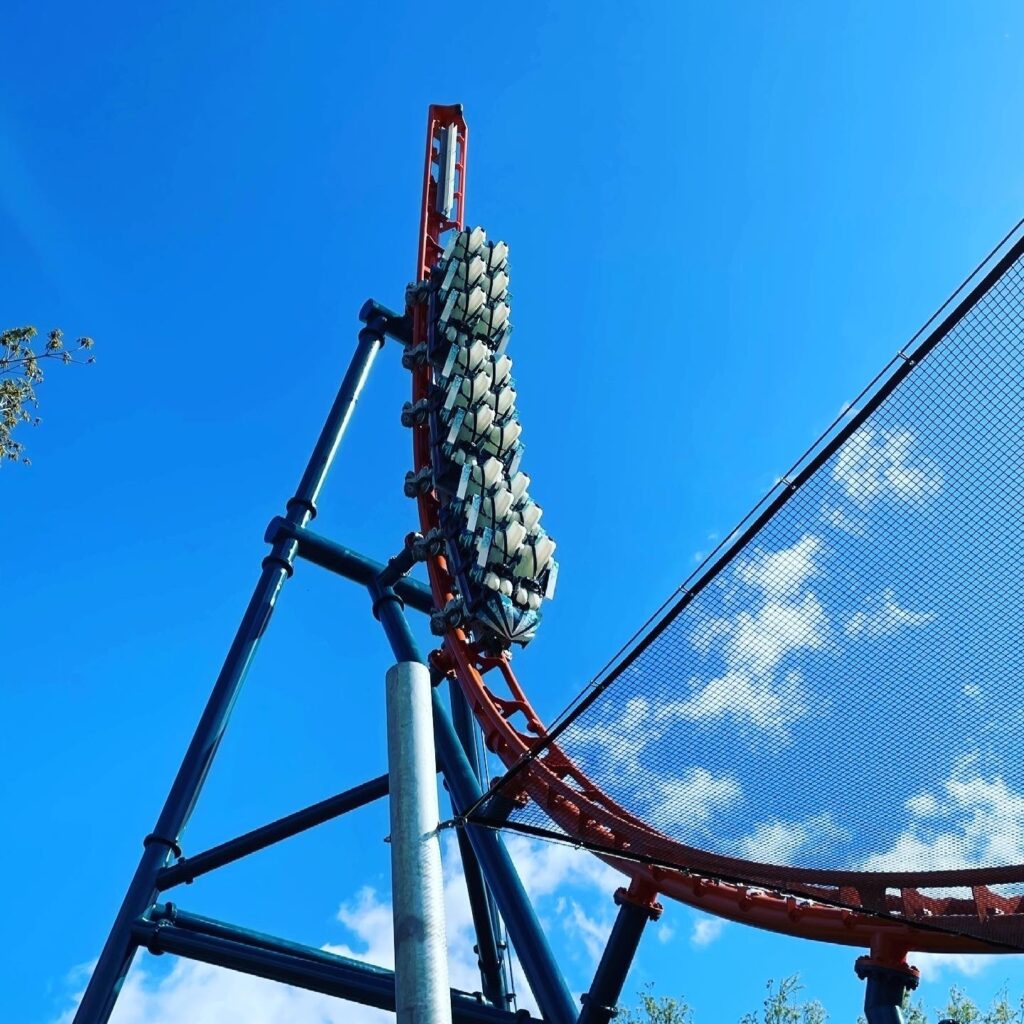 An Ice Breaker train partway up the 93-foot vertical spike during a test run, SeaWorld Orlando, March 2021
