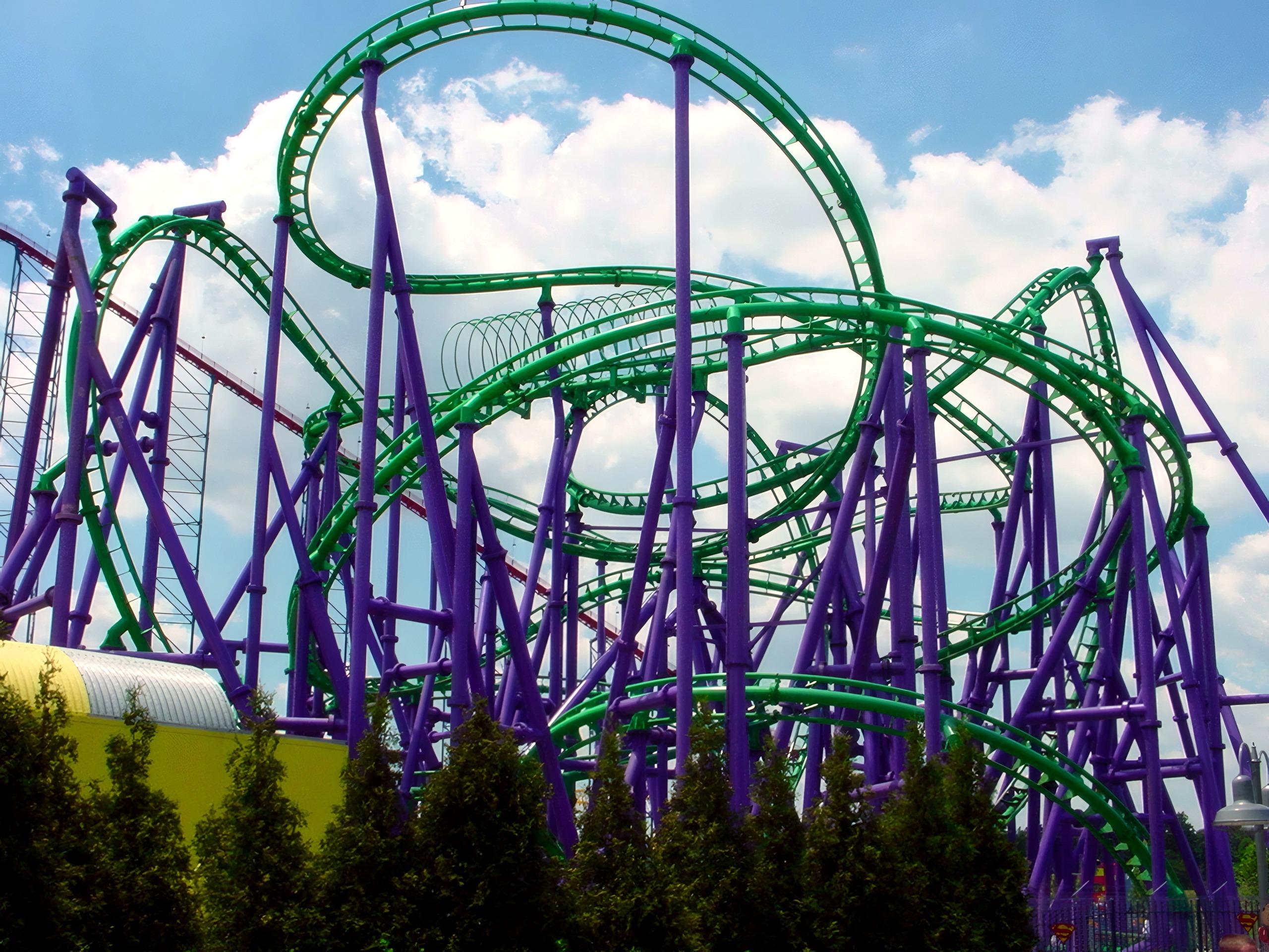 The Joker's Jinx layout above the trees at Six Flags America, July 2001