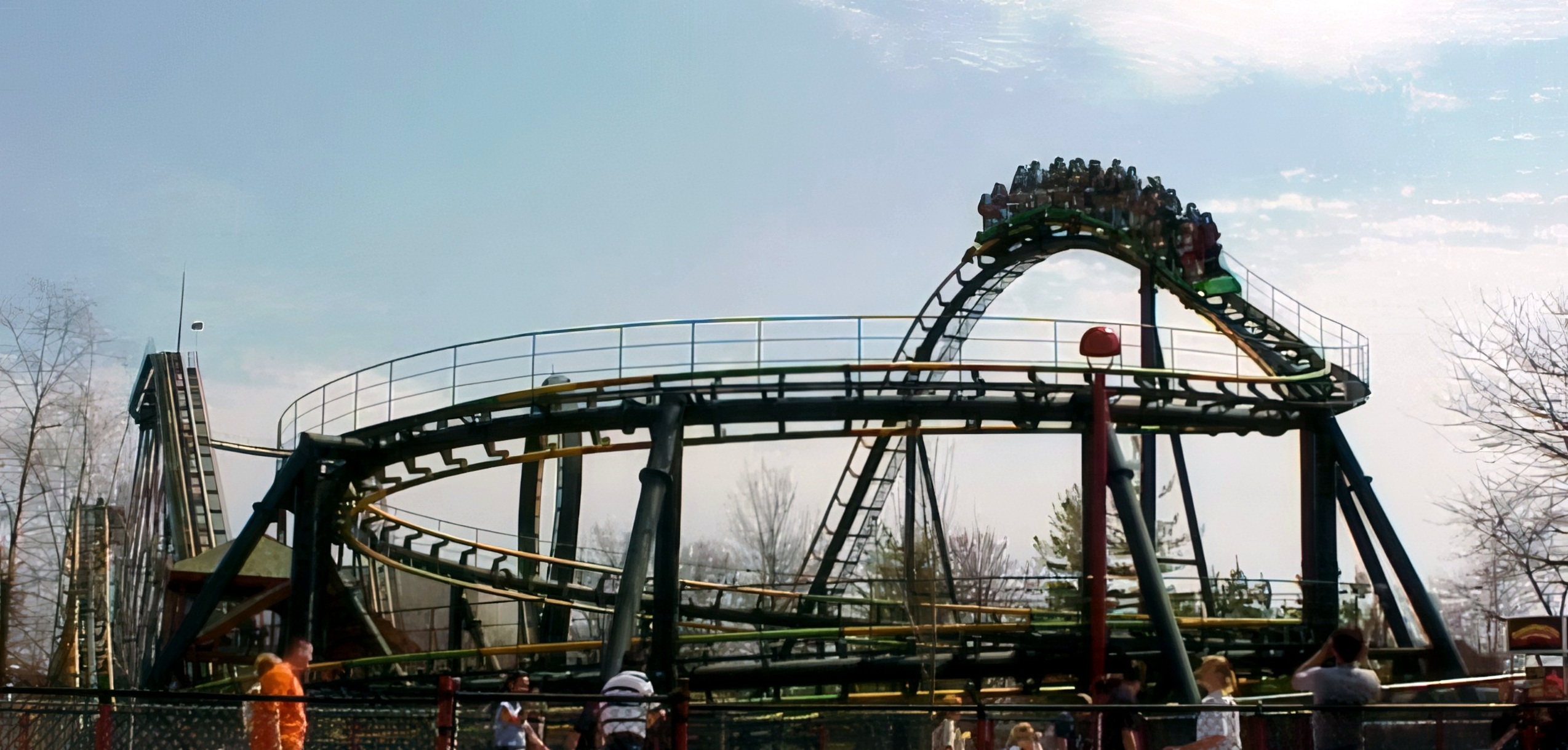 A King Cobra train cresting the hill above the helix at Paramount's Kings Island, April 2001