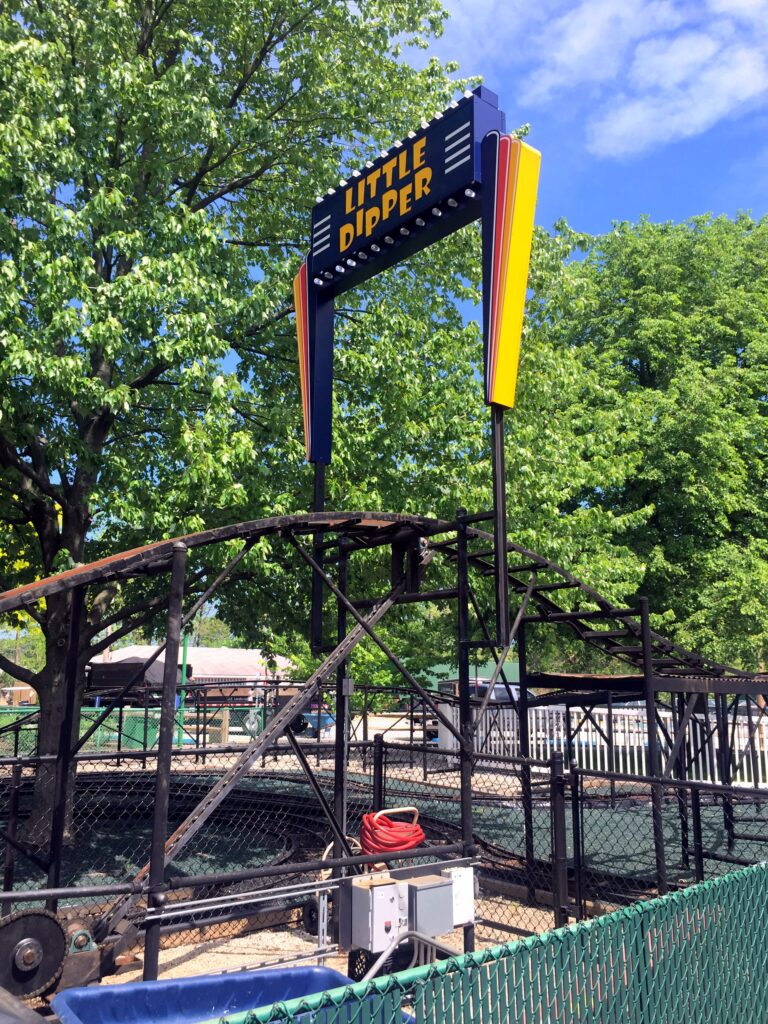 The Little Dipper sign and lift, Little Dipper, May 2016