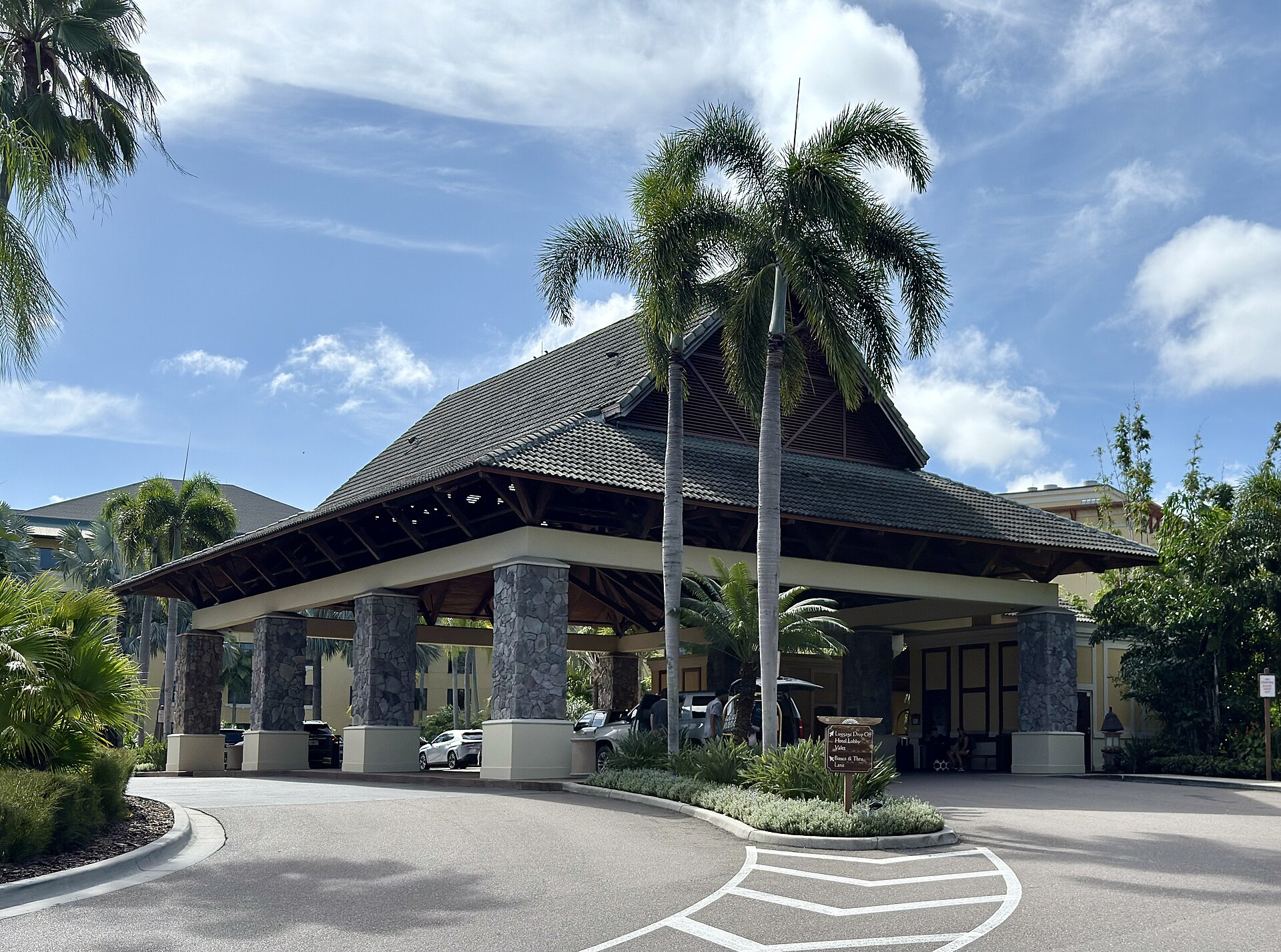 Loews Royal Pacific Resort