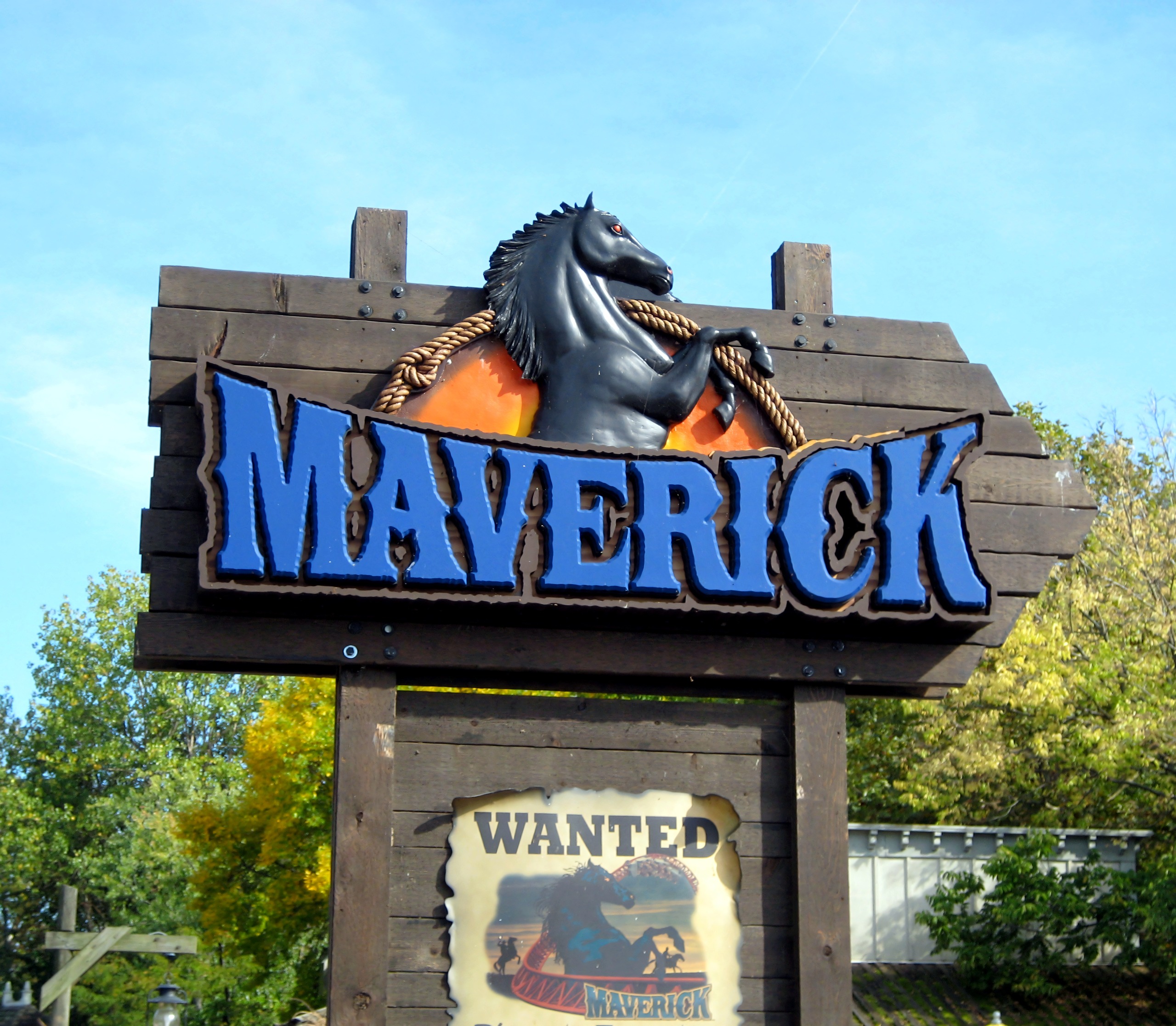 The Maverick entrance sign with its Wanted poster at Cedar Point, September 2007