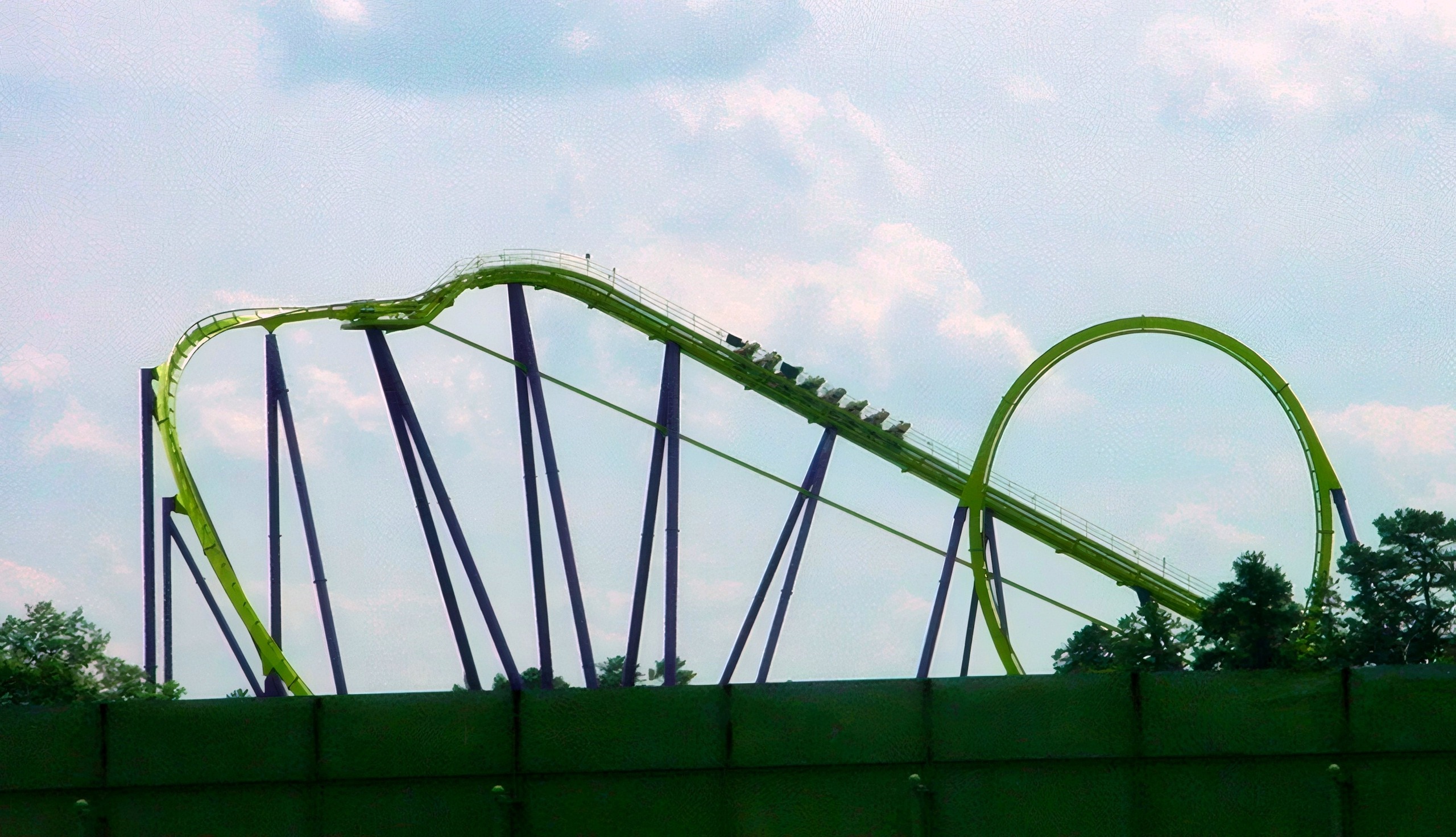Medusa's lift hill and loop seen from the parking lot at Six Flags Great Adventure, July 2001
