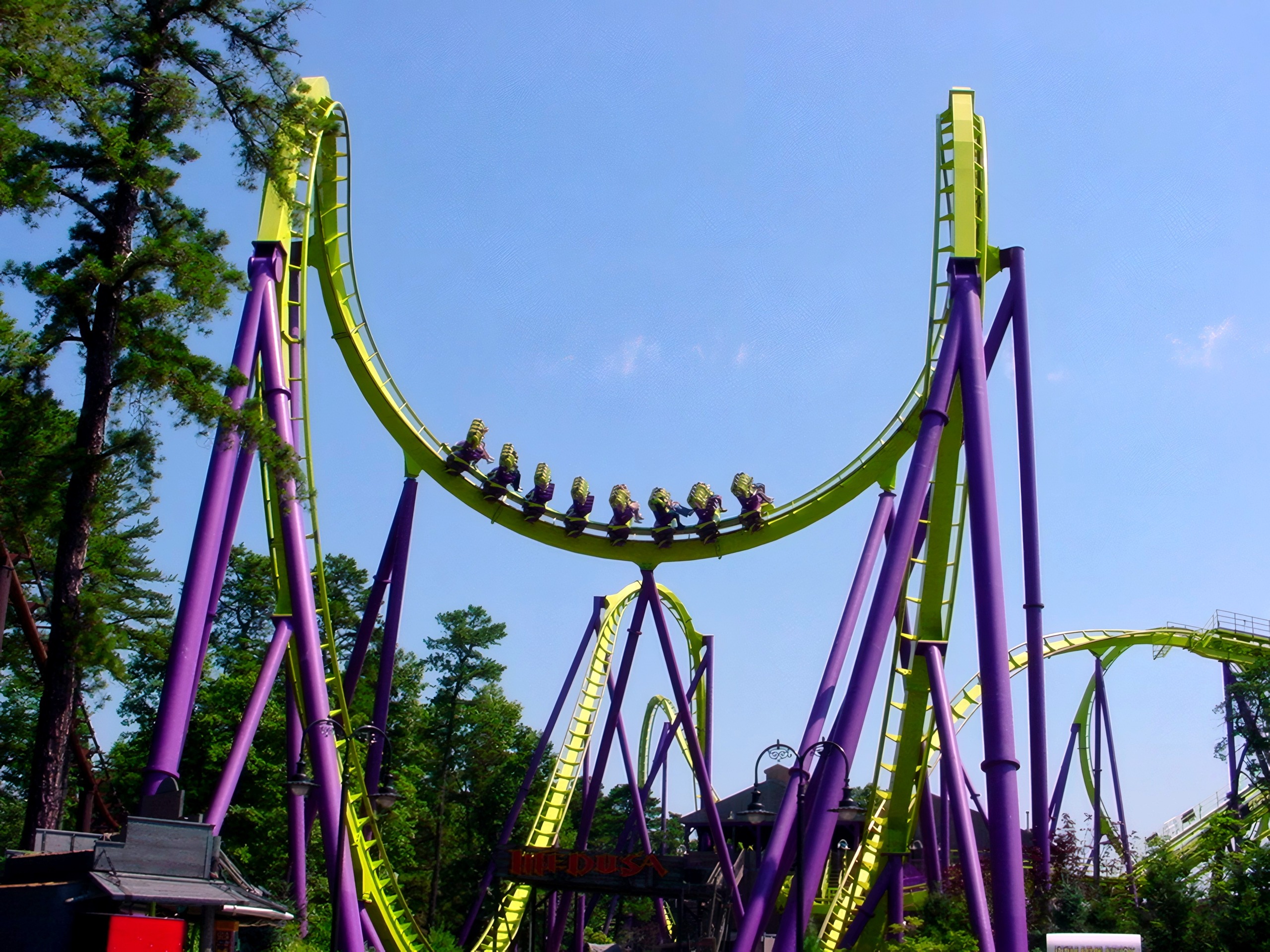 A Medusa train in the vertical loop at Six Flags Great Adventure, July 2001