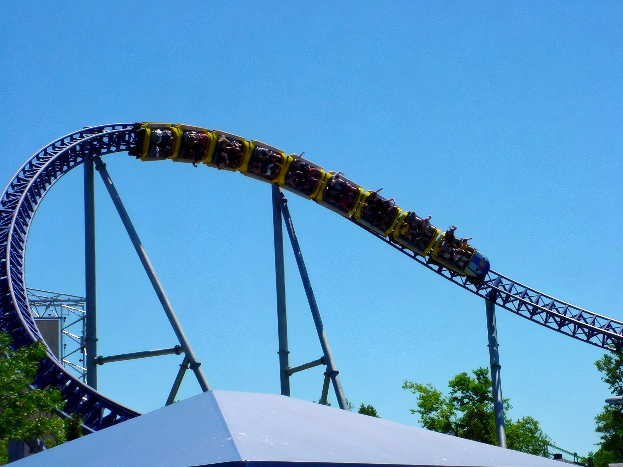 A Millennium Force train on the overbanked turn, July 2003