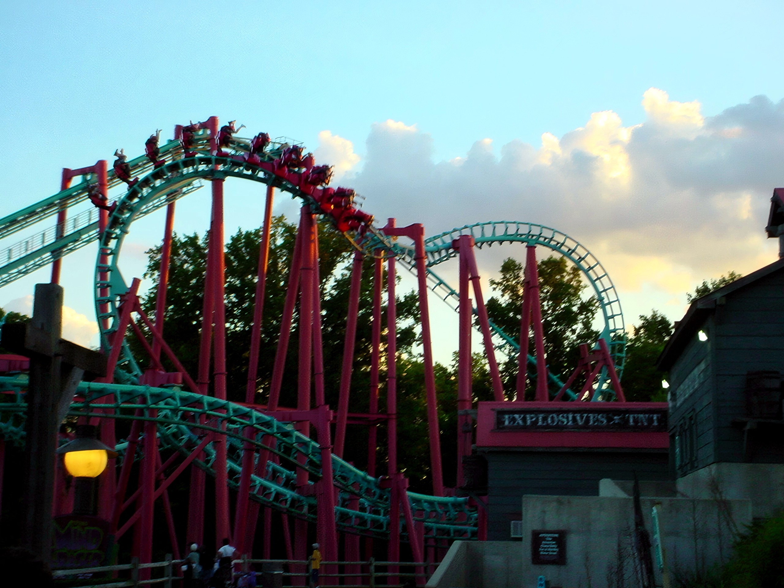A Mind Eraser train rolling through an inversion beside the Explosives building at Six Flags America, July 2001