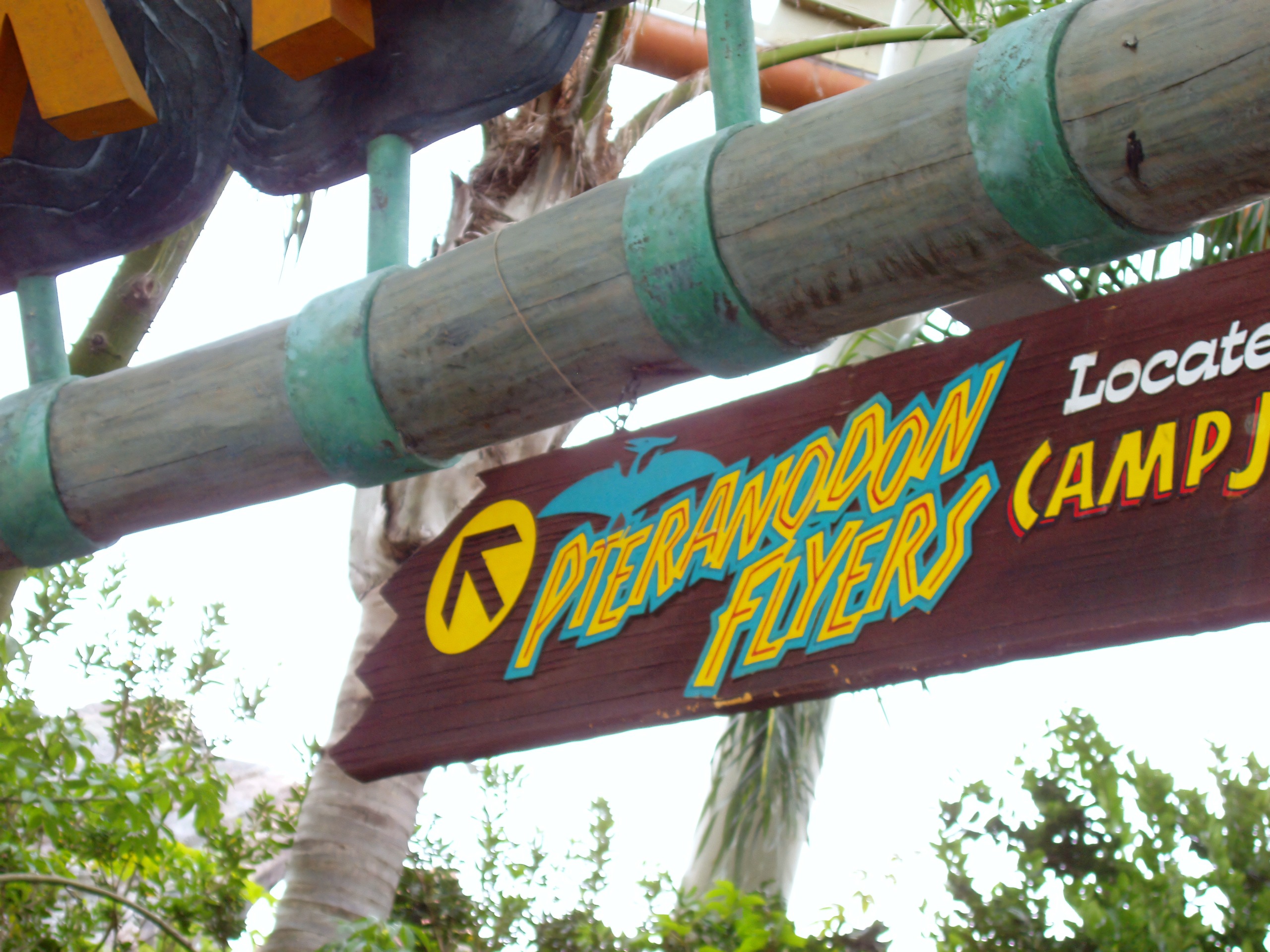 The Pteranodon Flyers directional sign at Camp Jurassic at Universal's Islands of Adventure, July 2006