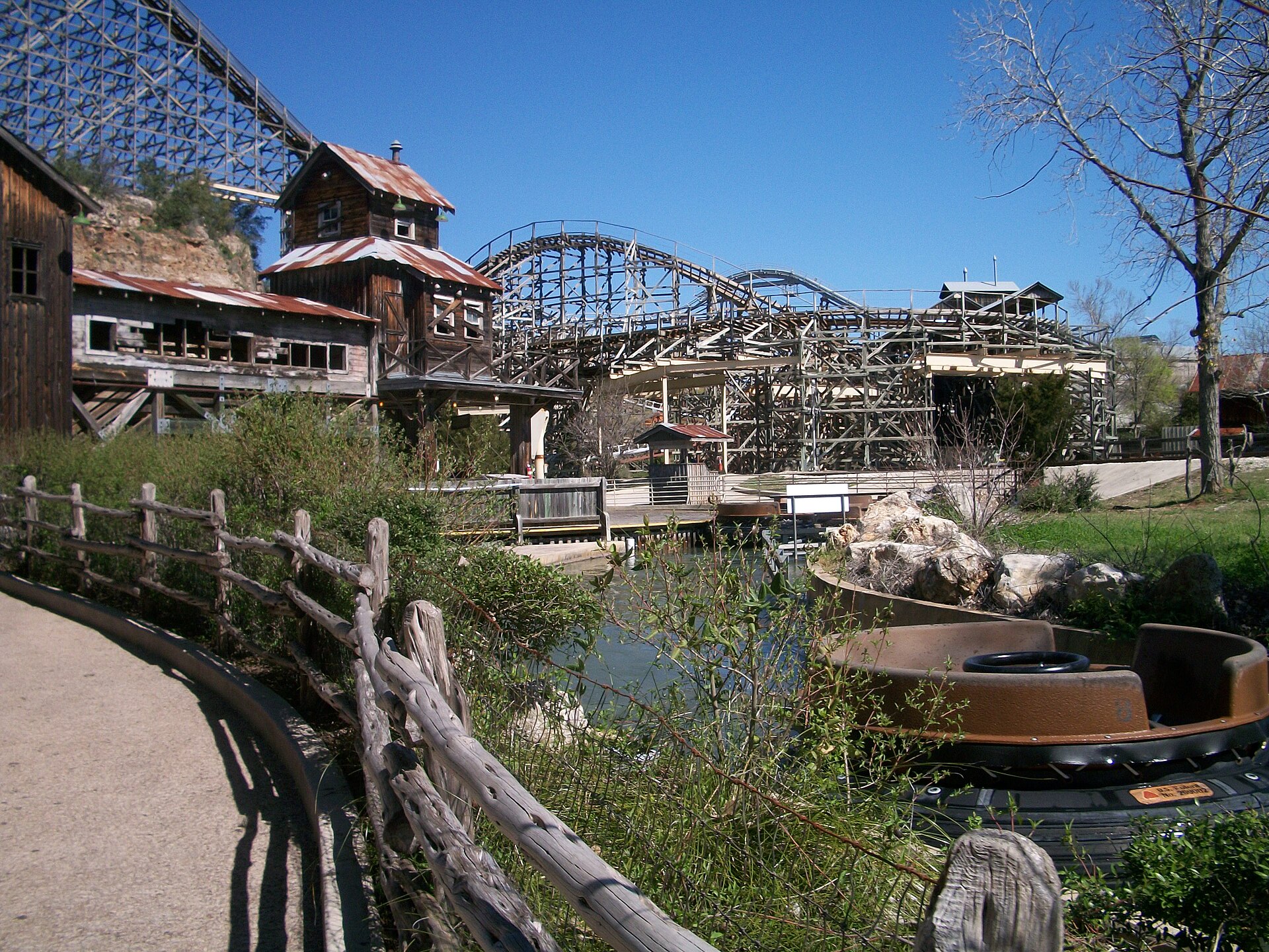 Six Flags Fiesta Texas Height Requirements