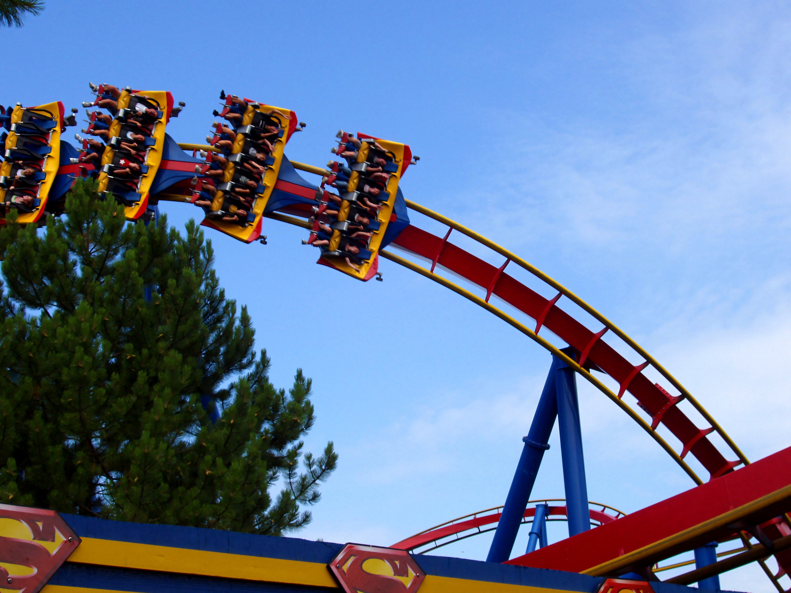 Riders flying prone through Superman: Ultimate Flight's red loop at Six Flags Great America, August 2005