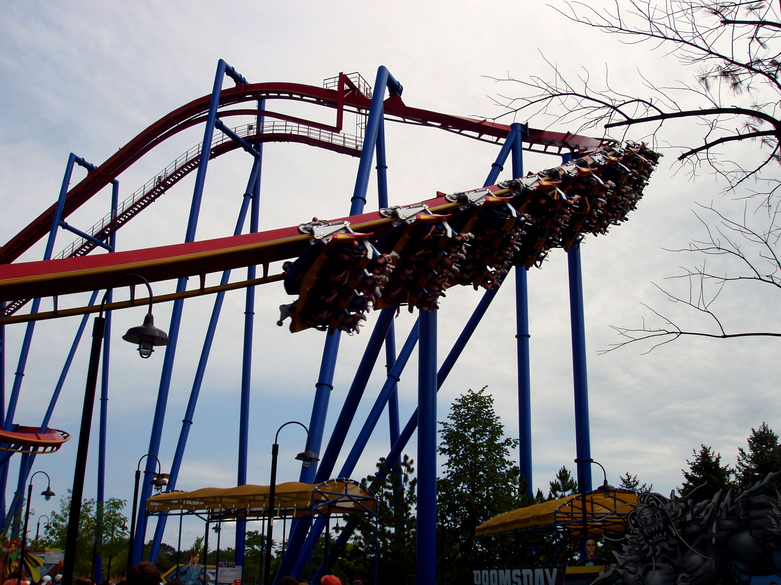 A Superman: Ultimate Flight train banking through a turn at Six Flags Great America, August 2005