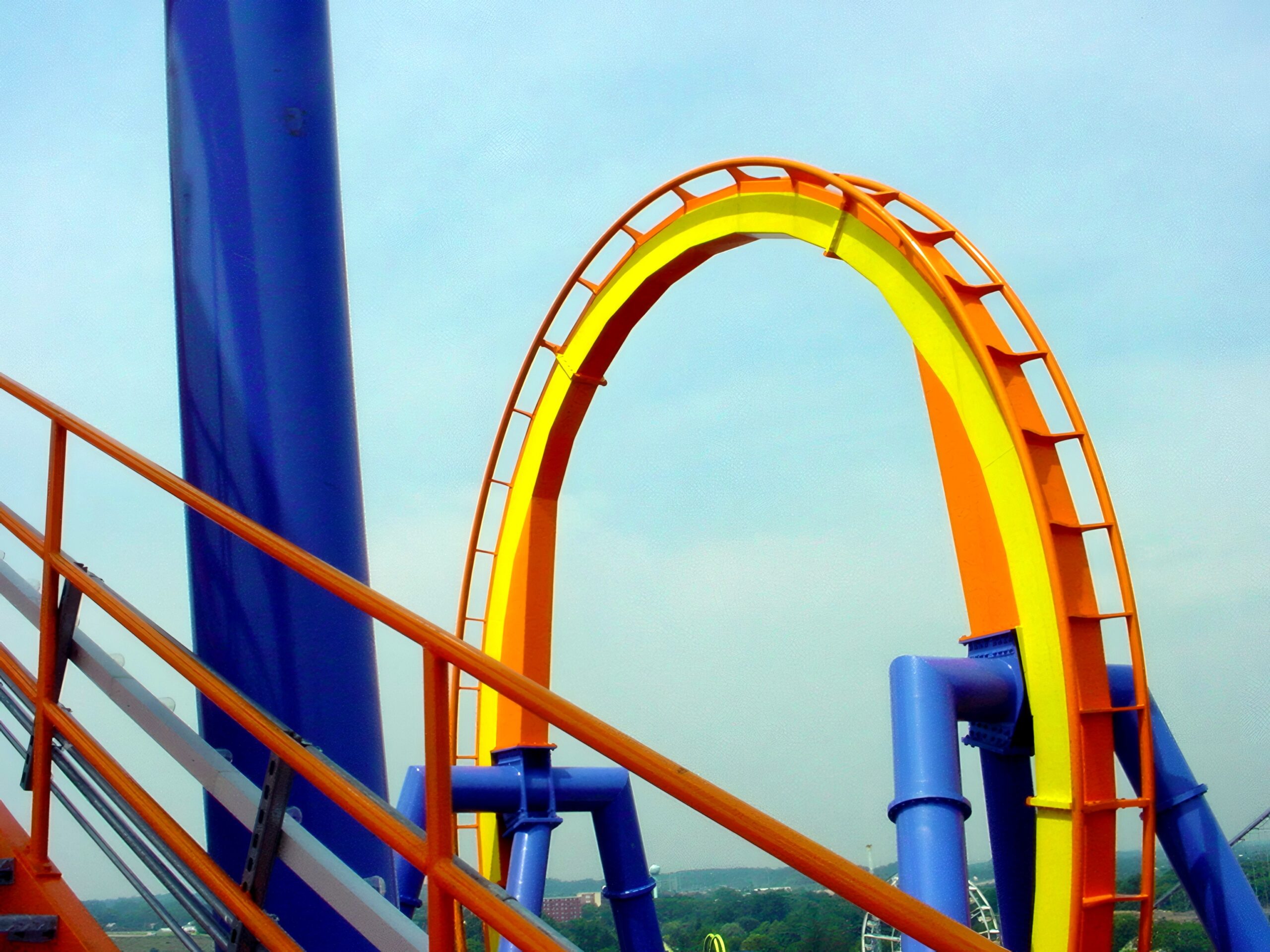 Talon's loop and supports from the queue, July 2001