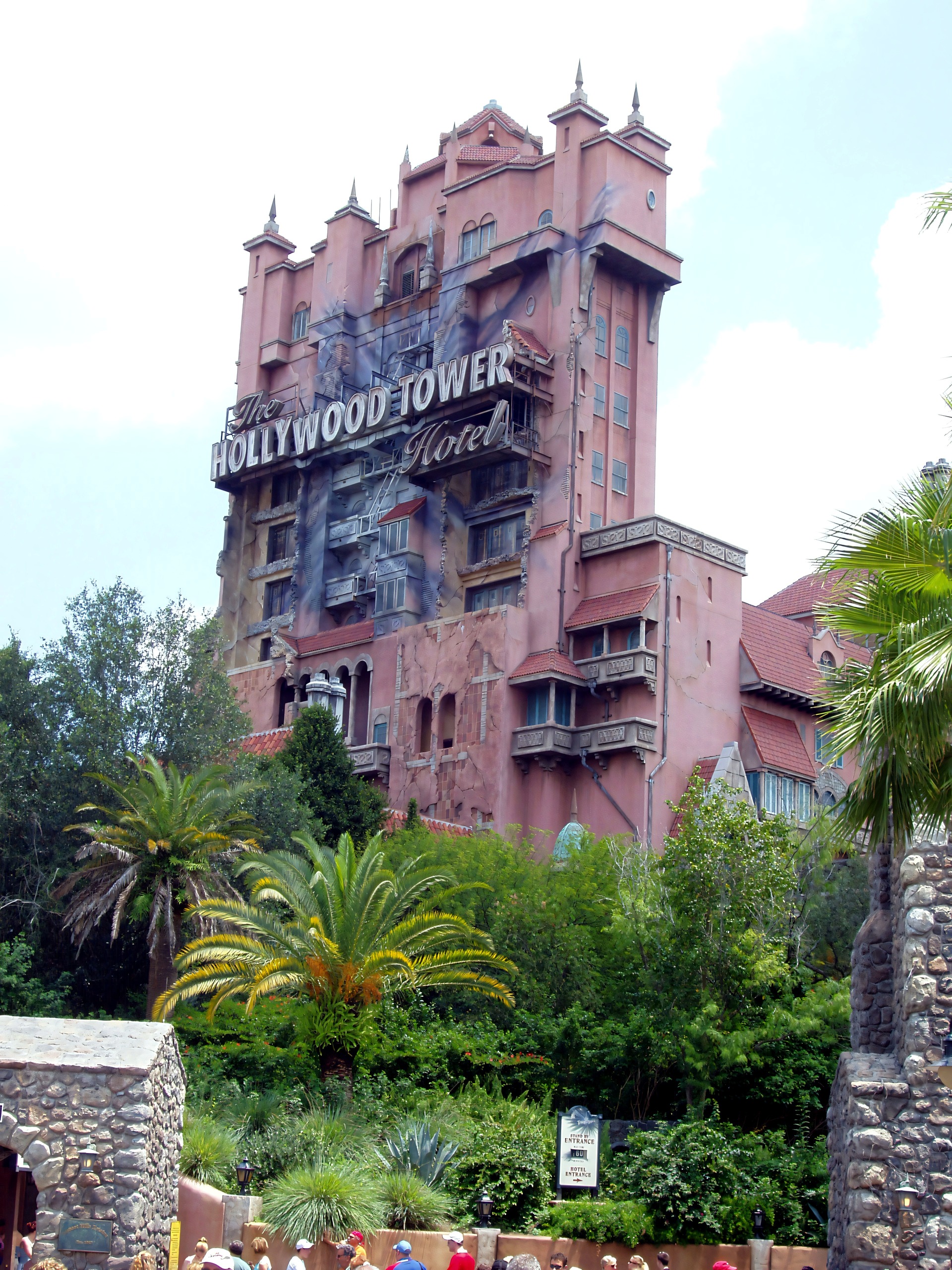 The Hollywood Tower Hotel at The Twilight Zone Tower of Terror, with its lightning-scarred corner, at Disney's Hollywood Studios, June 2006