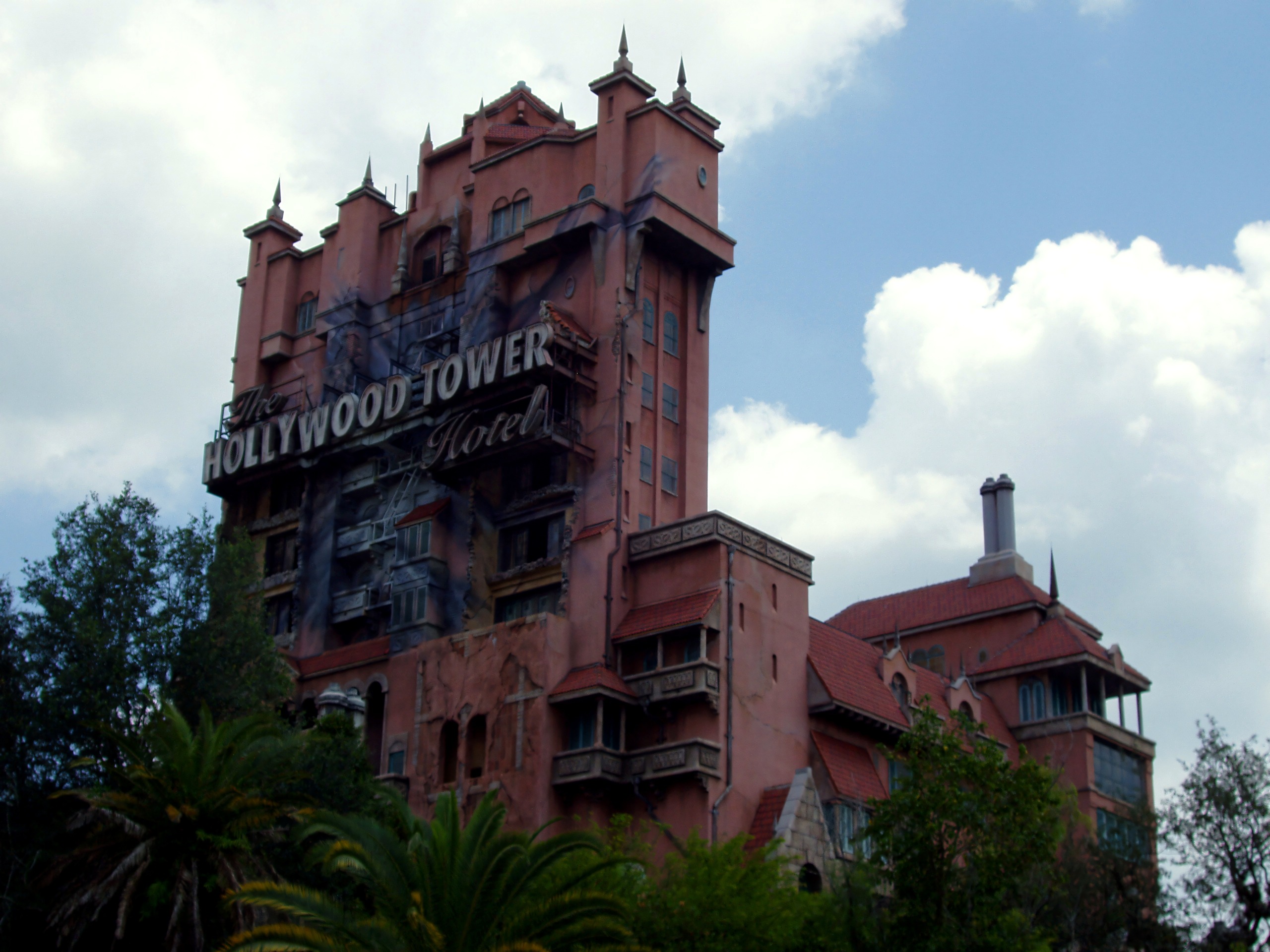 The Hollywood Tower Hotel facade and sign of The Twilight Zone Tower of Terror at Disney's Hollywood Studios, June 2006