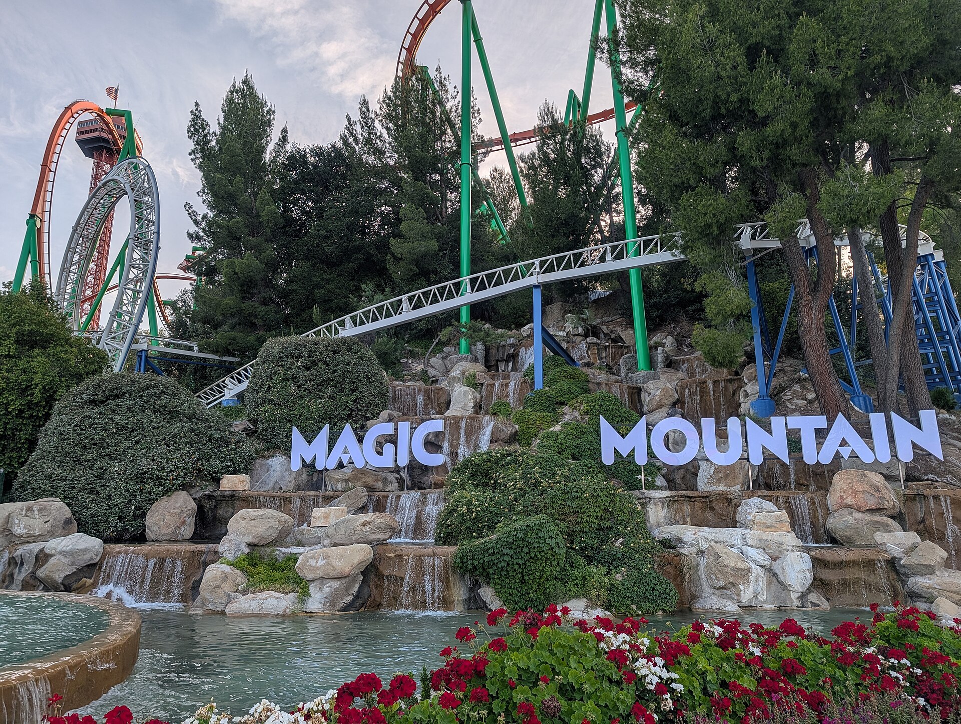 Theme Park News