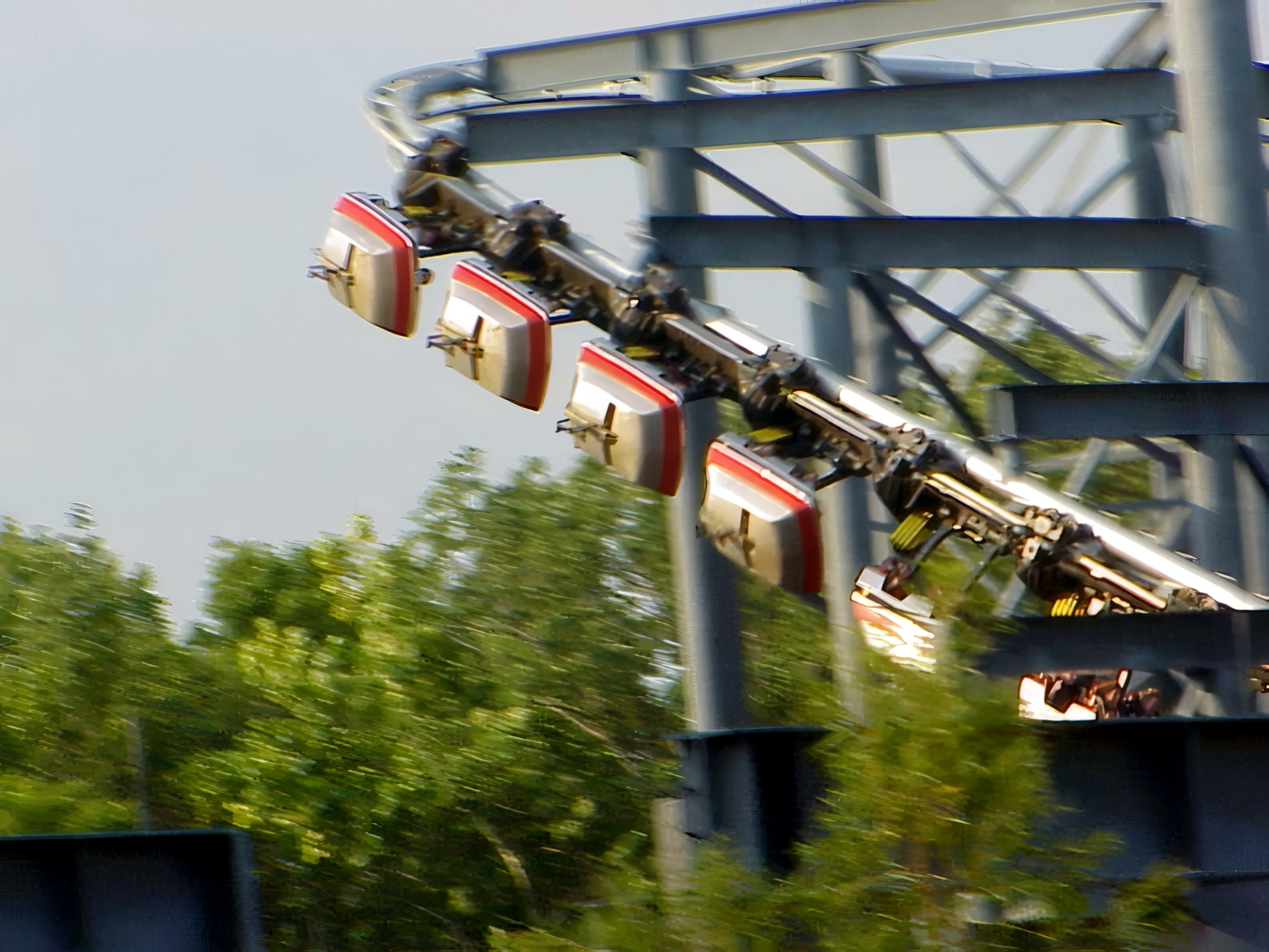 As Top Gun, swinging out over the trees, August 15, 2000