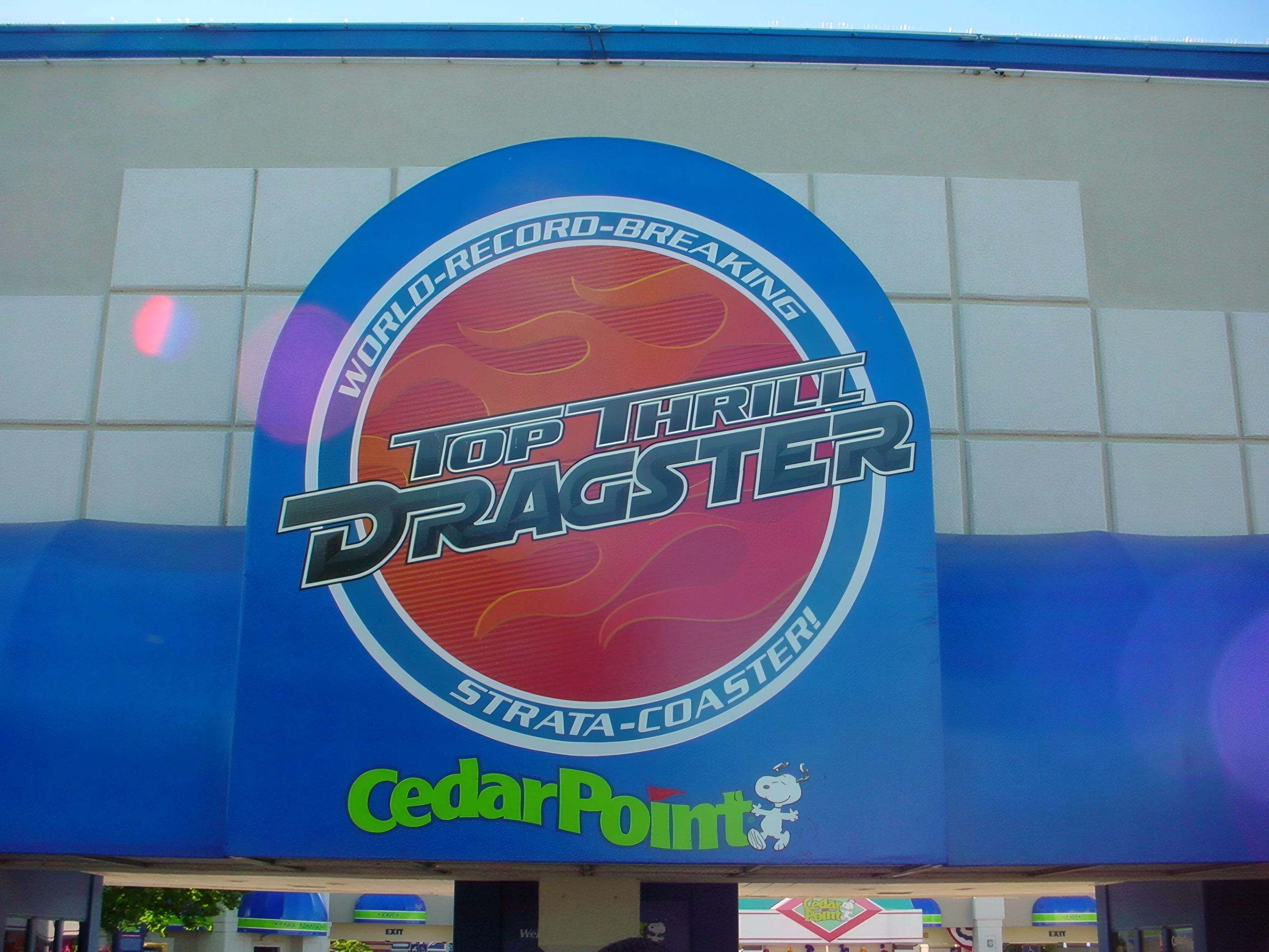 Top Thrill Dragster ride sign on building facade, Top Thrill Dragster, July 2003