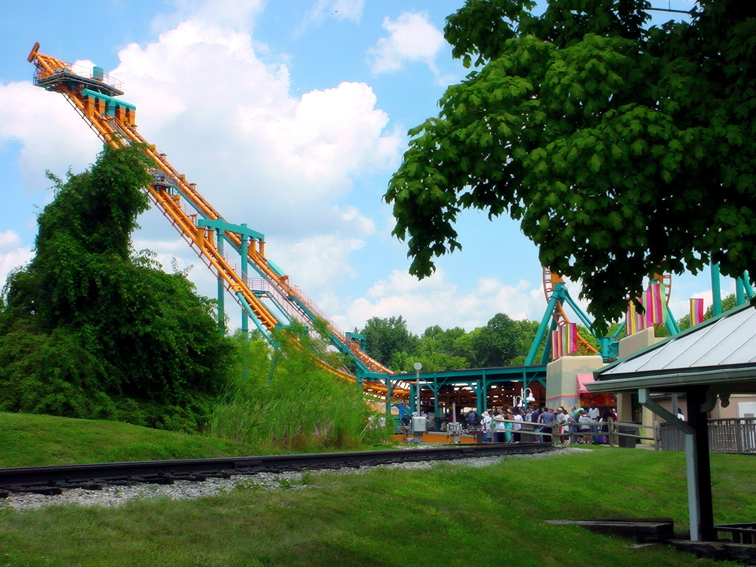 The Two-Face: The Flip Side lift tower seen from the park railroad at Six Flags America, July 2001