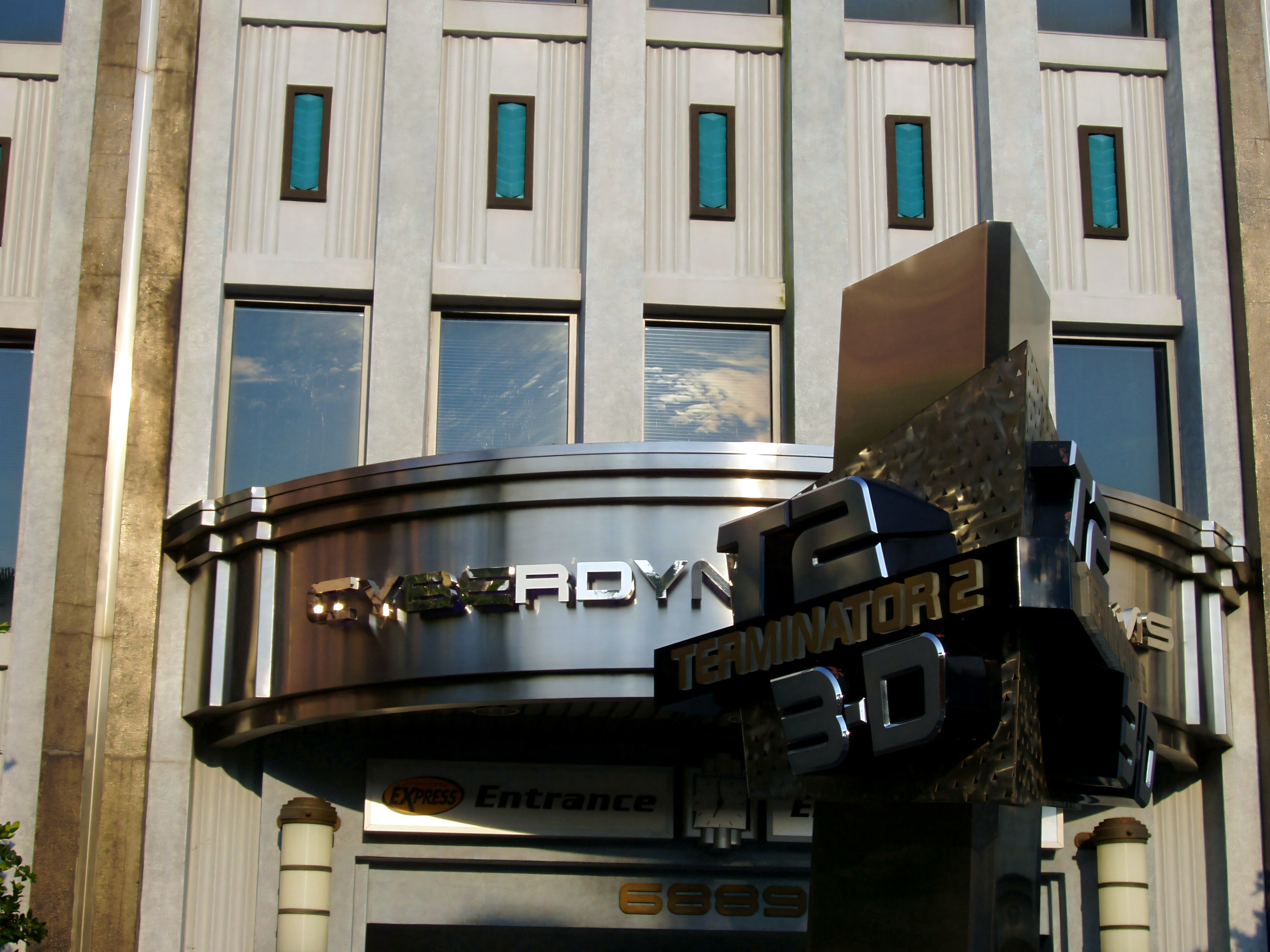 Terminator 2: 3-D entrance, which closed in 2017, Universal Studios Florida, June 2006