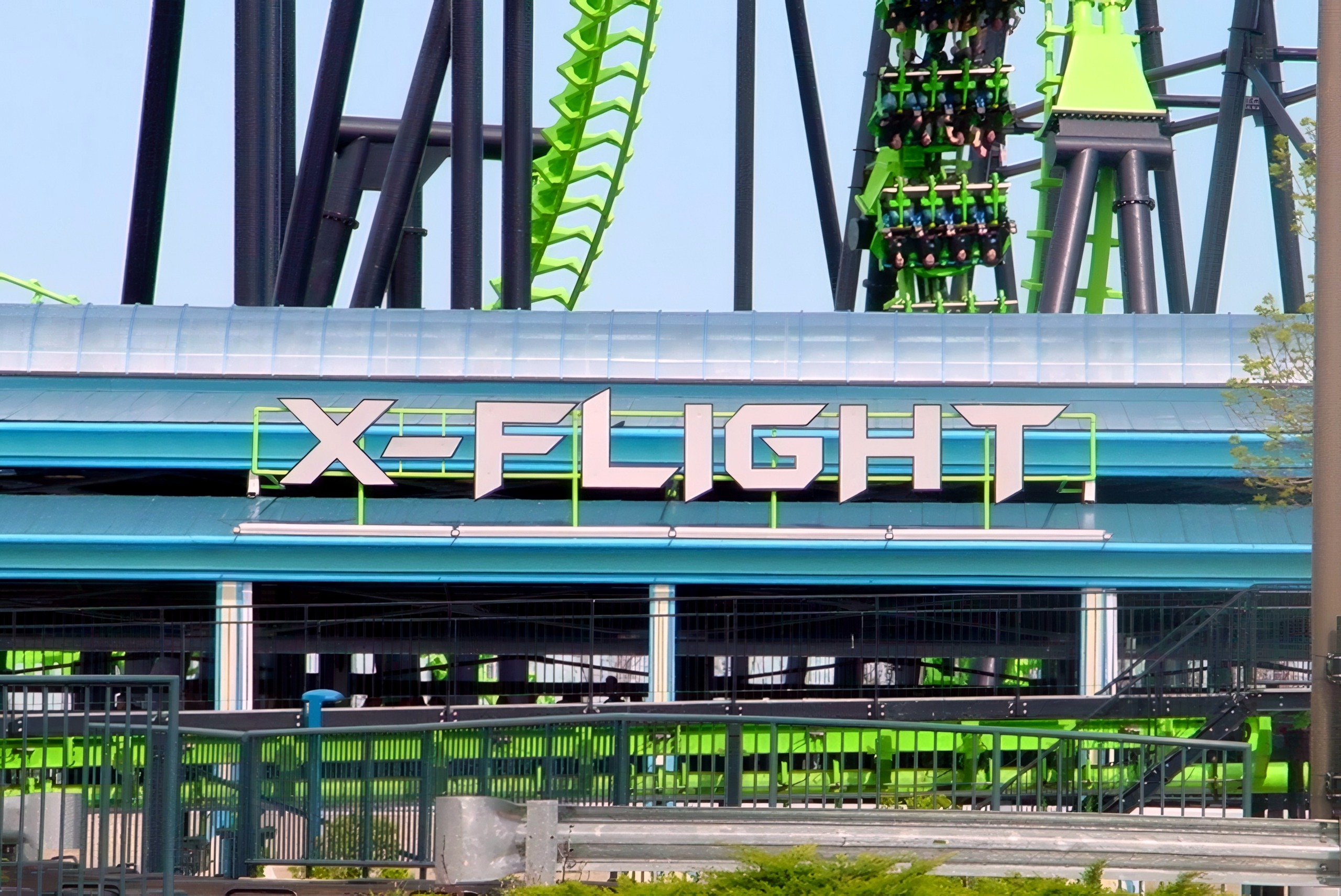 The X-Flight sign on the station roof with the lift and track behind, May 2002