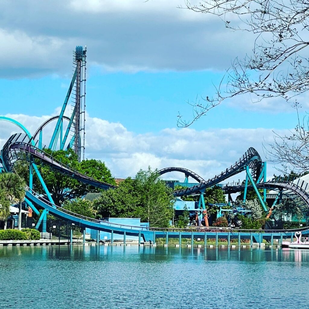 7 Powerful Reasons Hypercoasters Dominate Modern Theme Parks