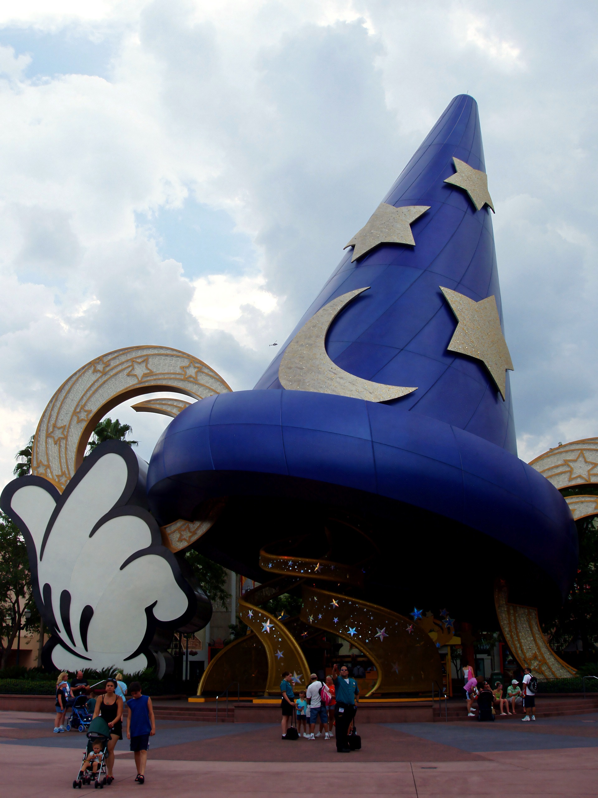 Full view of Sorcerer's Hat with Mickey glove, guests below, Disney's Hollywood Studios, June 2006