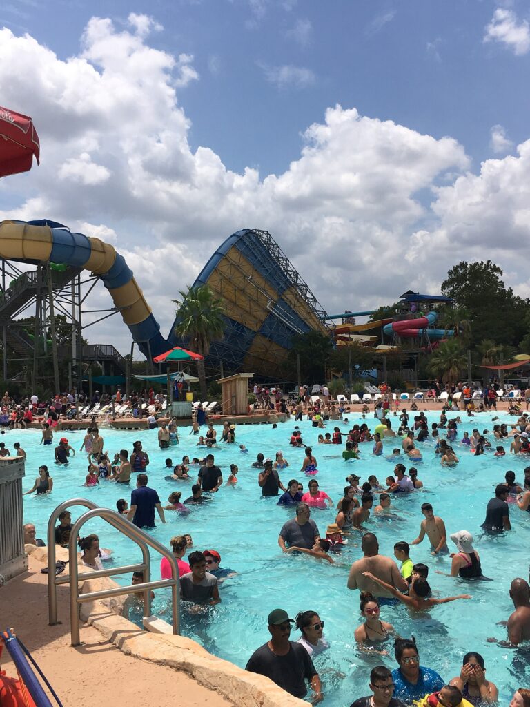 Hurricane Harbor OKC