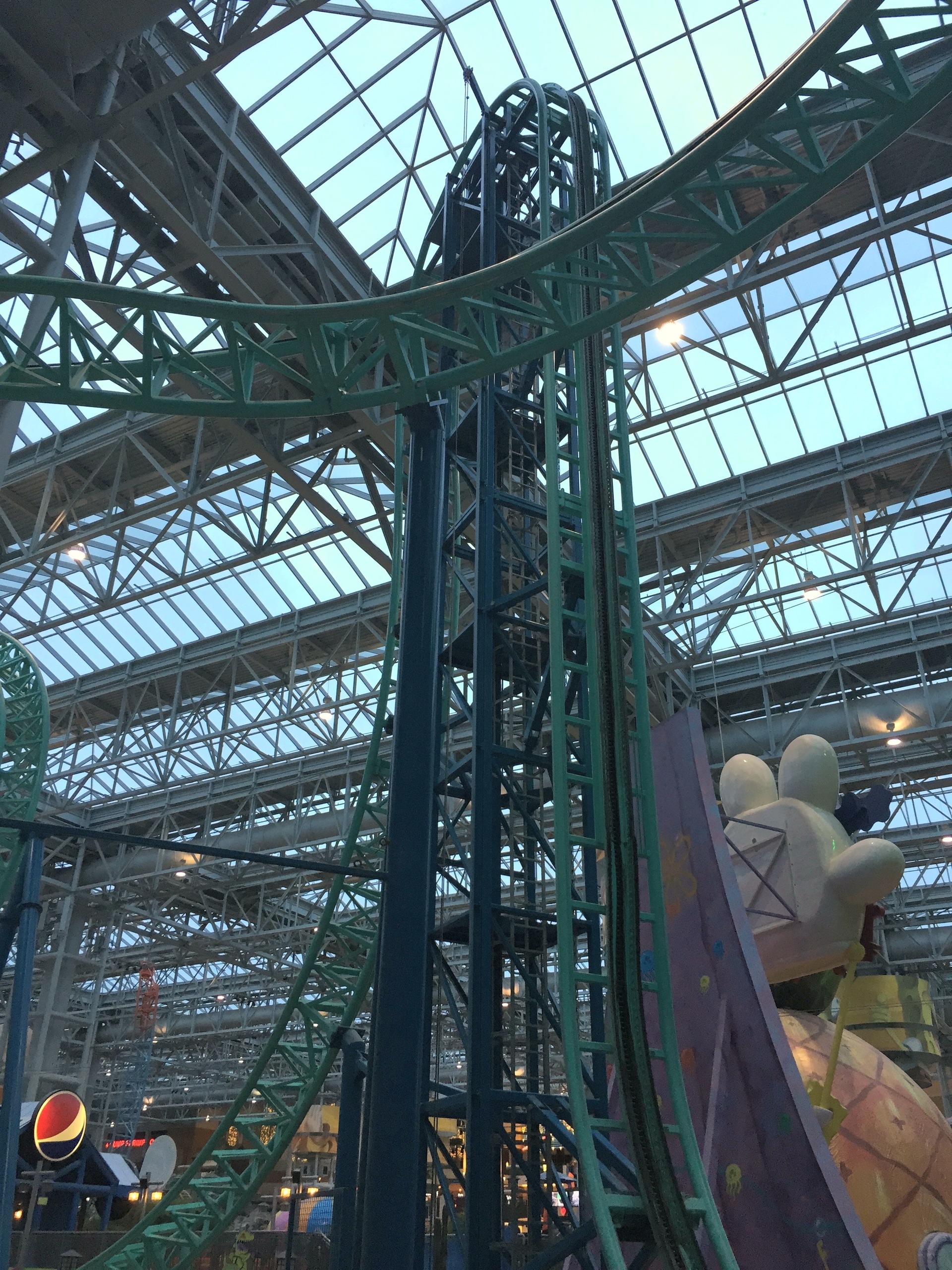 The SpongeBob SquarePants Rock Bottom Plunge's vertical lift tower against the skylights at Nickelodeon Universe, November 2015