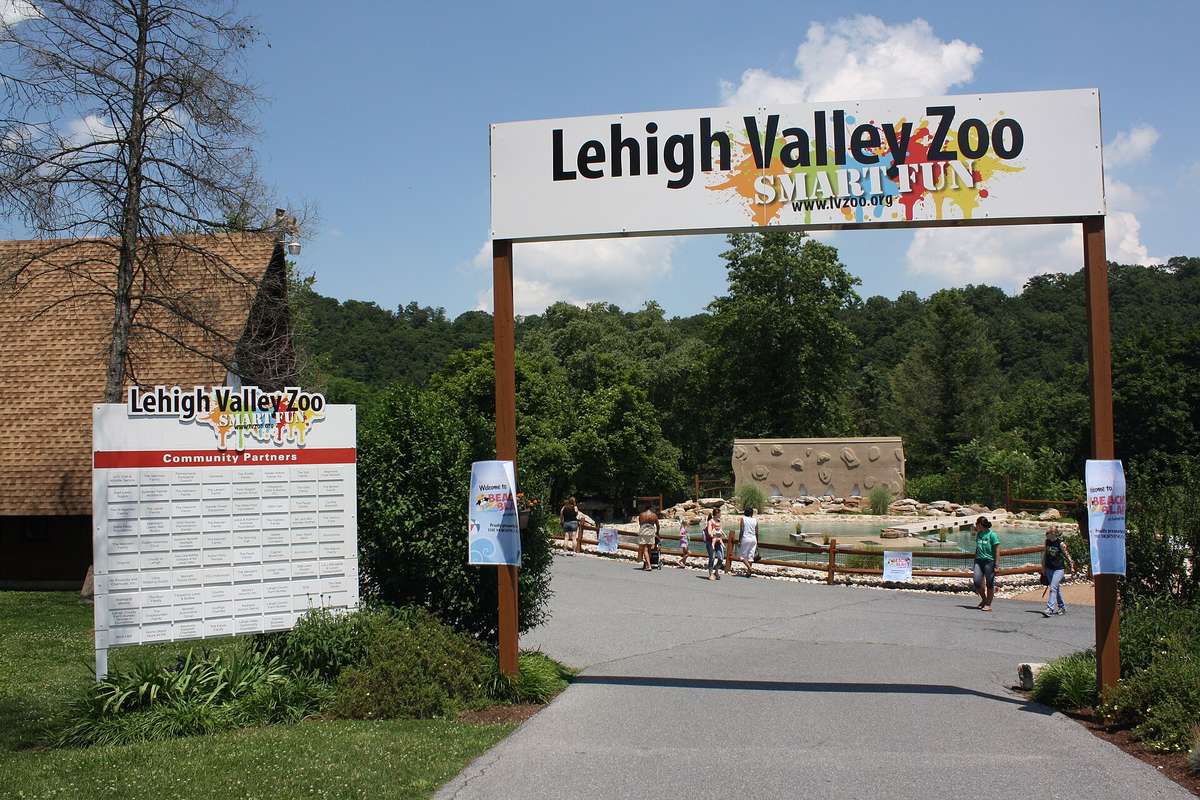 Winter Light Spectacular 2026 at Lehigh Valley Zoo
